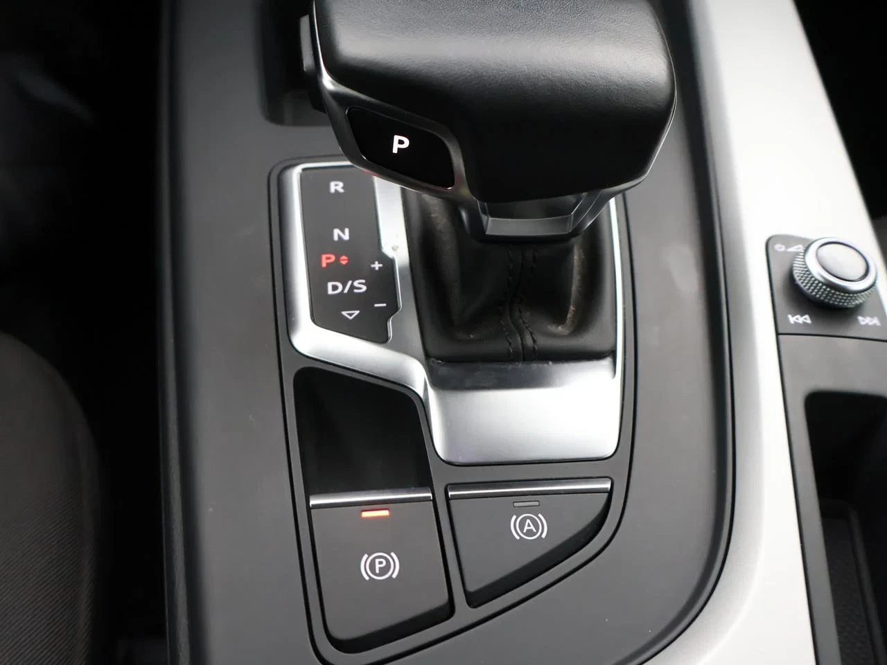 Audi-A4-image-17