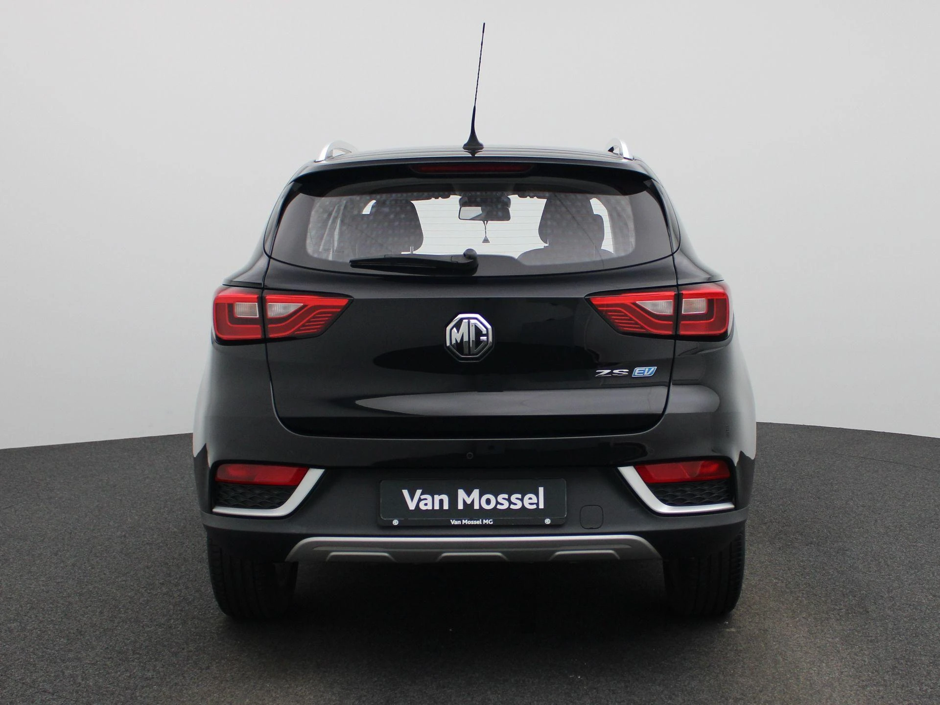 MG-ZS EV-image-4