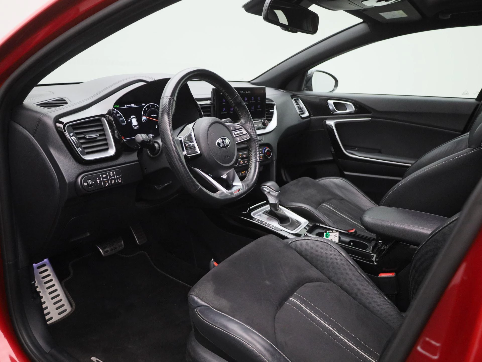 Kia-ProCeed-image-27