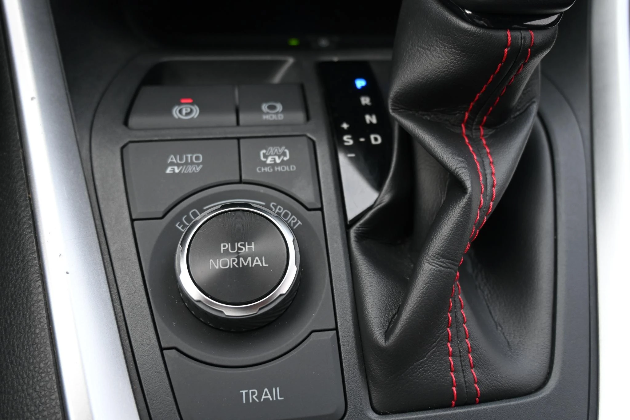 Toyota-RAV4-image-18