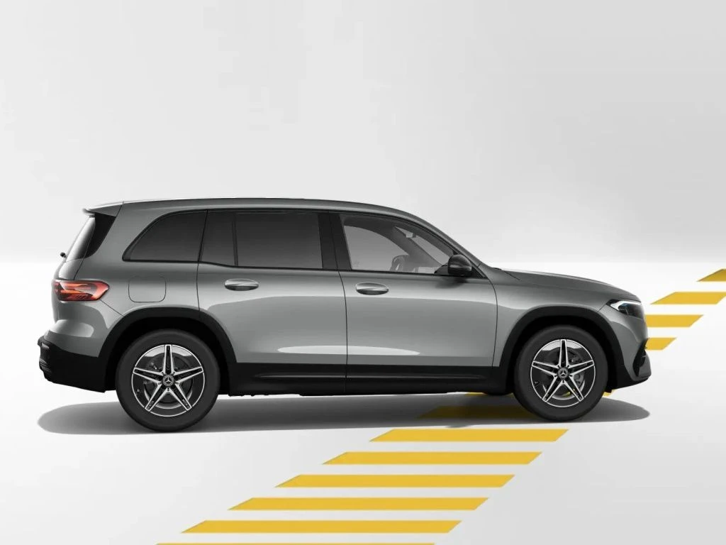 Mercedes-Benz-EQB-image-7