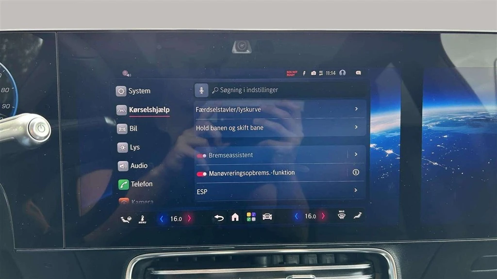 Mercedes-Benz-CLA-image-15