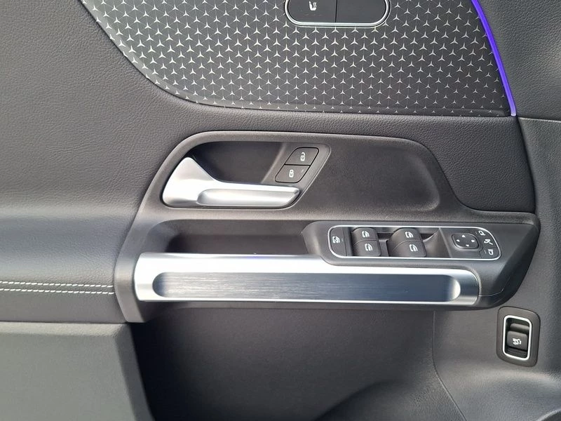 Mercedes-Benz GLB 200 d PROGRESSIVE DISTRONIC SHZ MBUX KLIMA Progressive