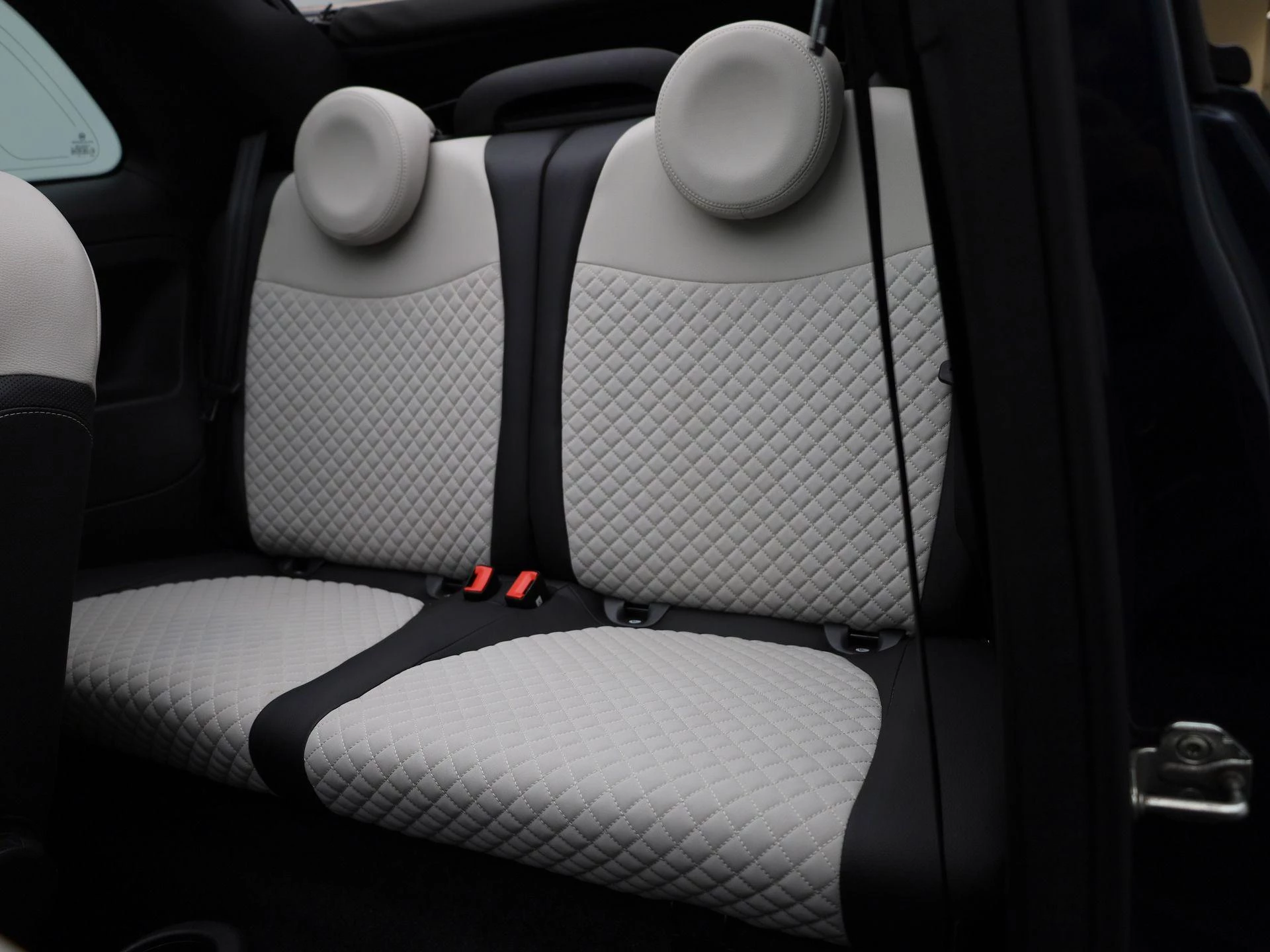 Fiat-500C-image-11