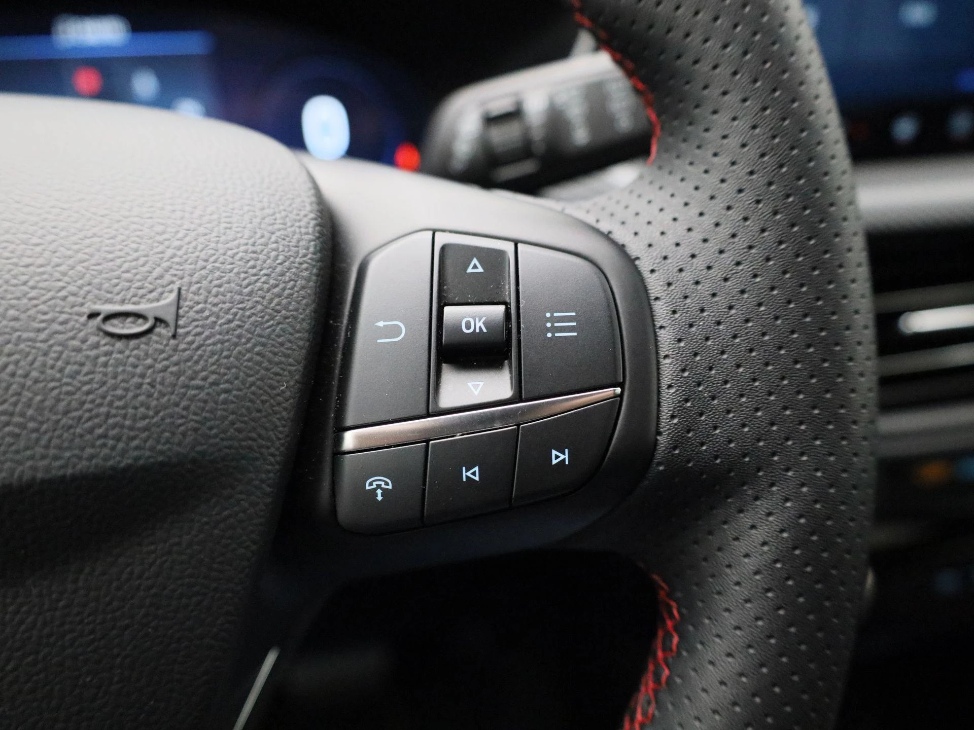 Ford-Kuga-image-19