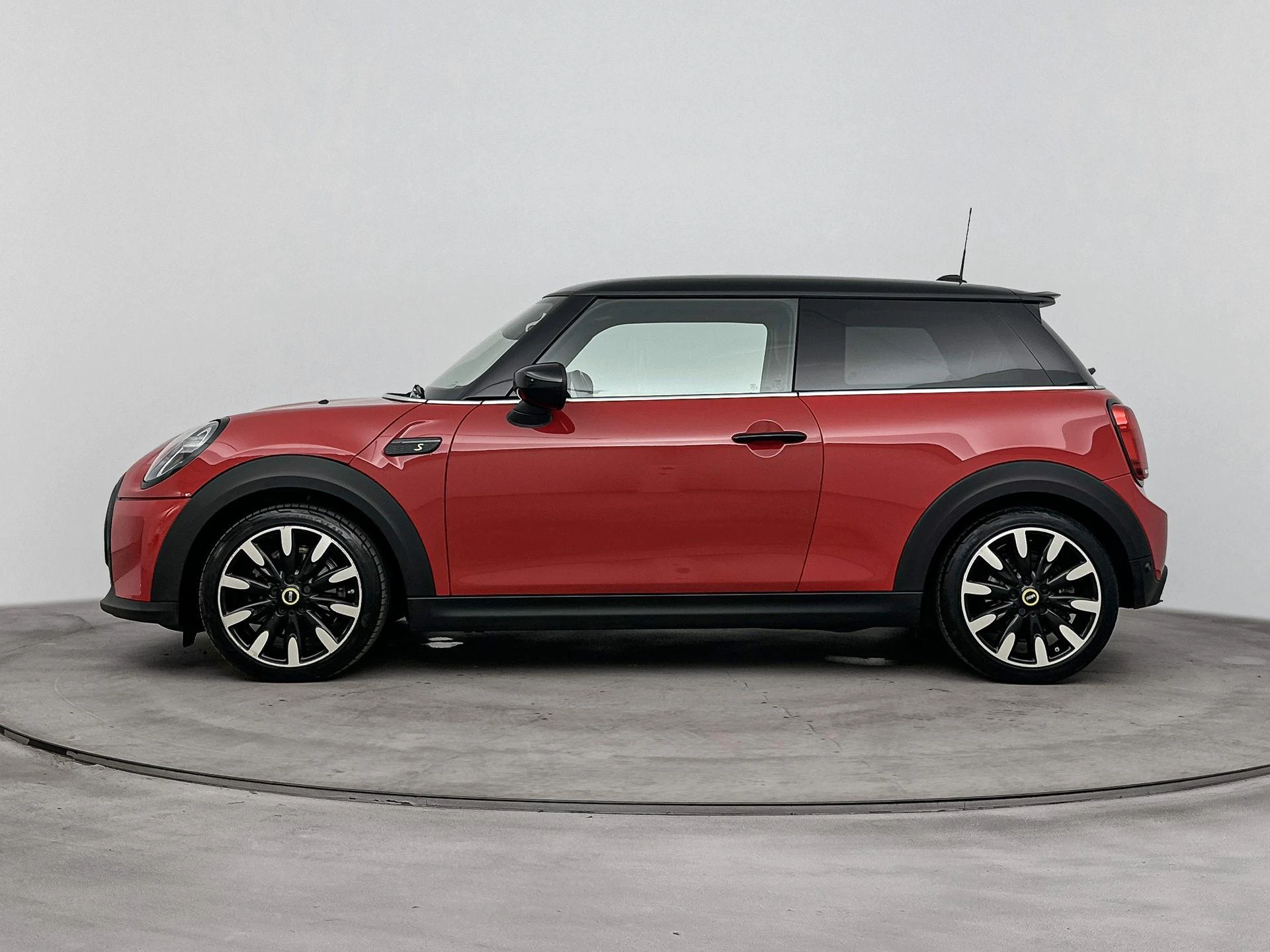MINI-Electric-image-1
