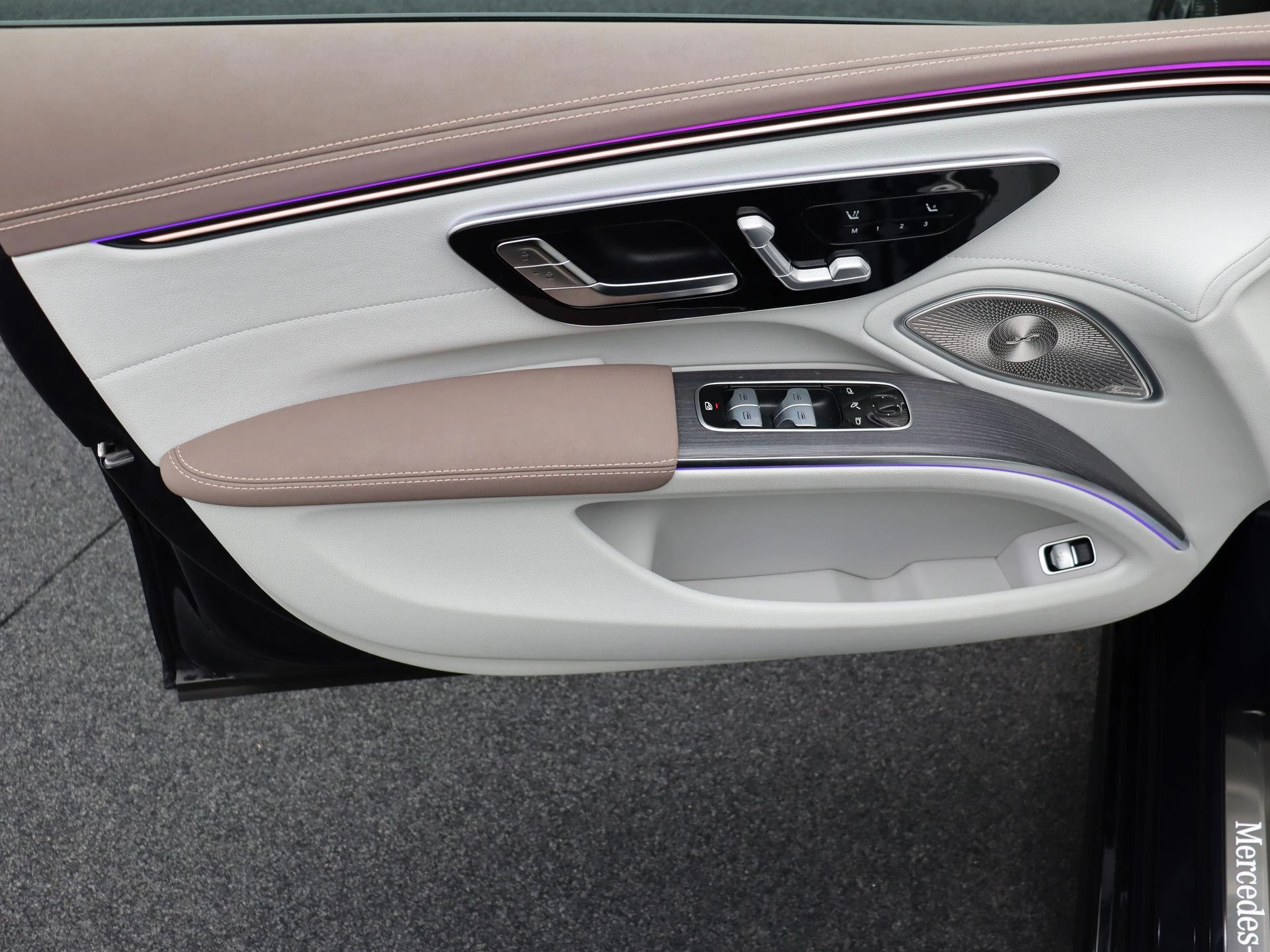 Mercedes-Benz EQS 350 STAR EDITION + AMG + LEDER + PANO DAK + DIGITAL LIGHT + HEAD UP