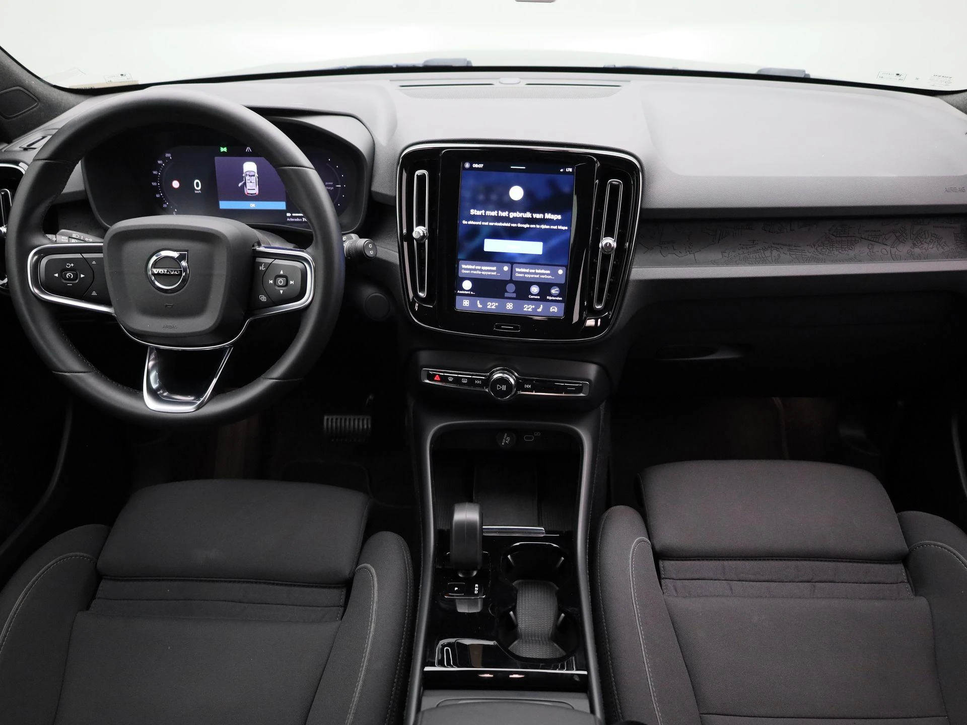 Volvo-XC40-image-8