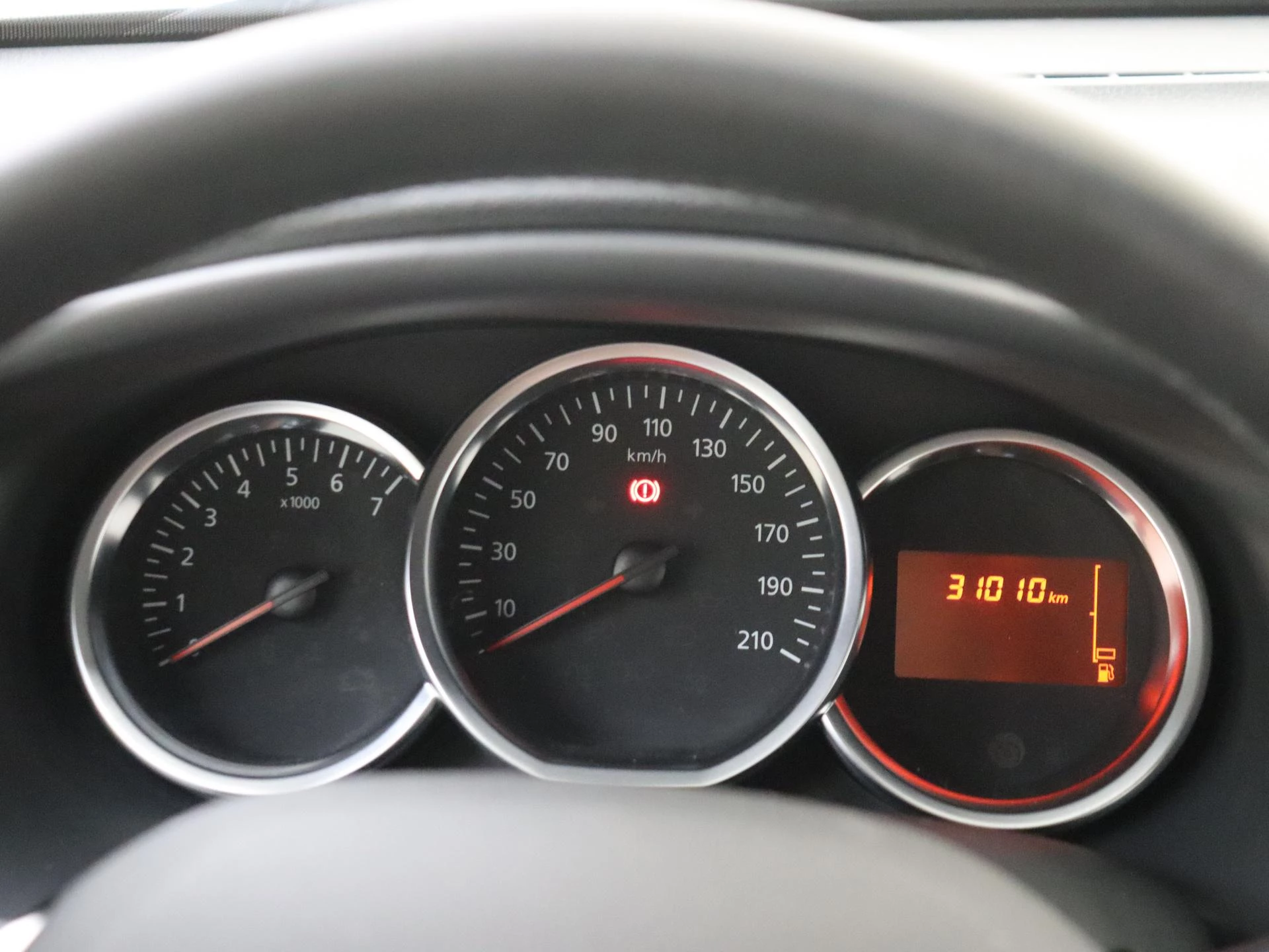 Dacia-Sandero Stepway-image-12
