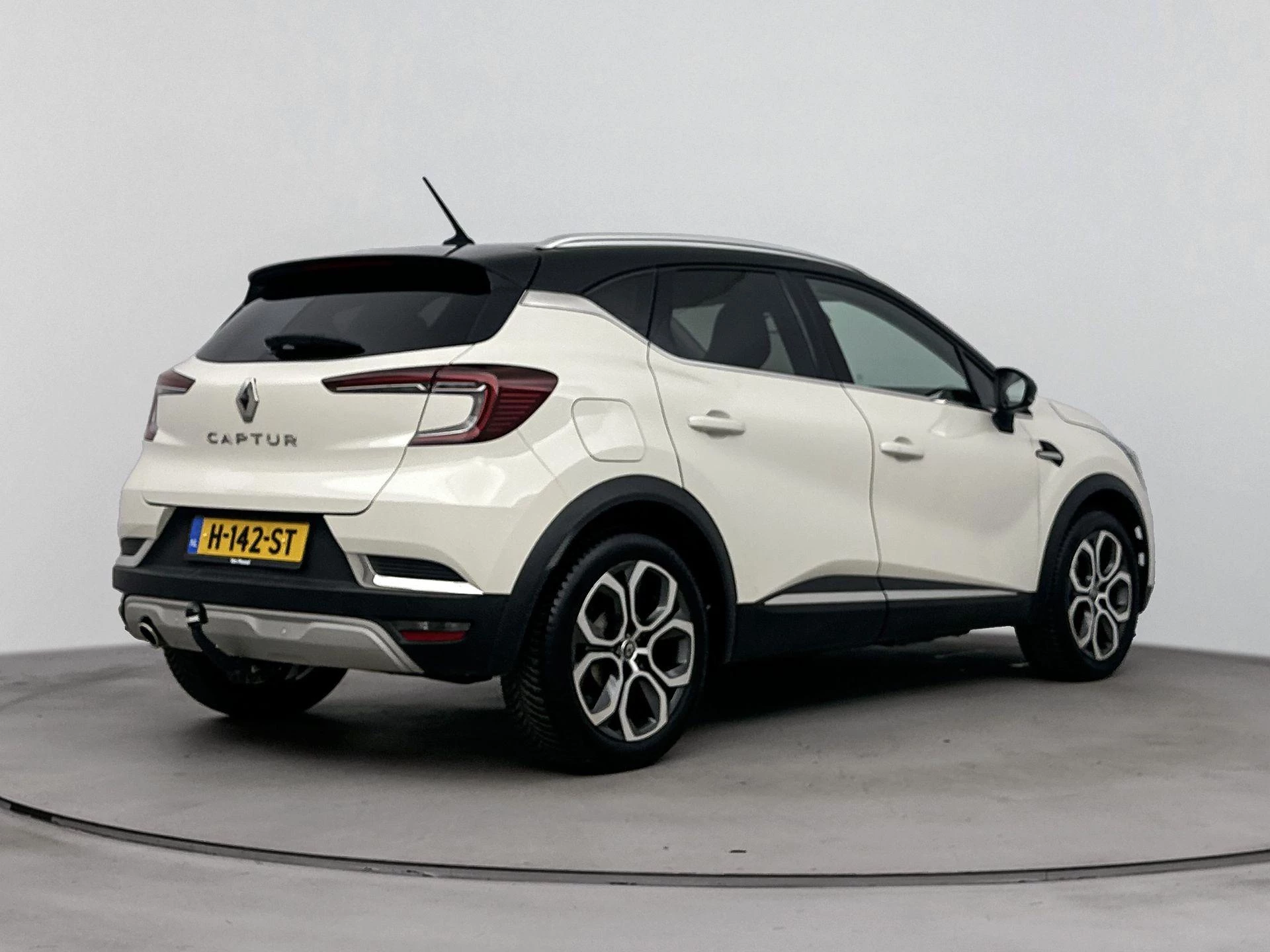 Renault-Captur-image-3