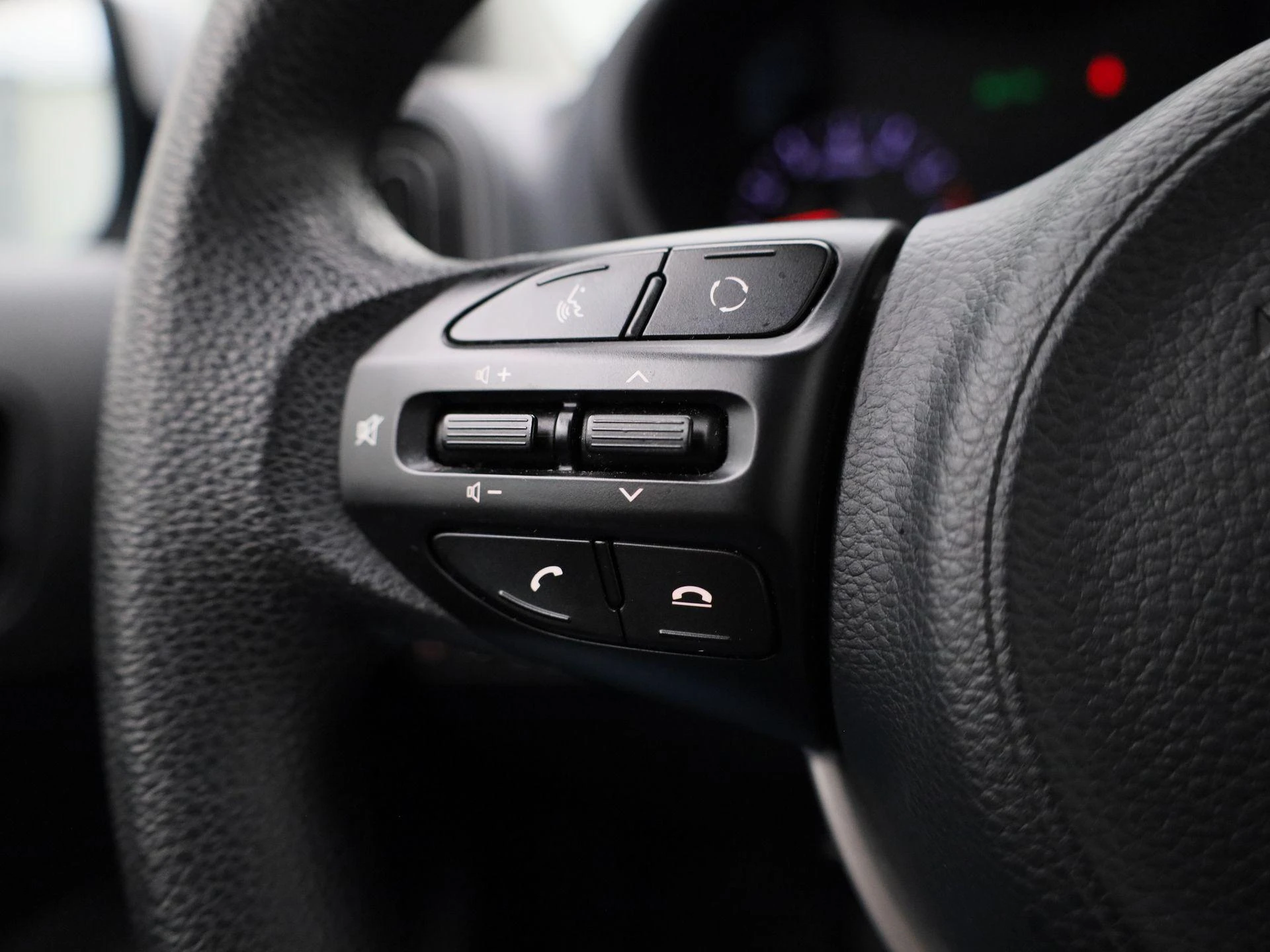 Kia-Picanto-image-16