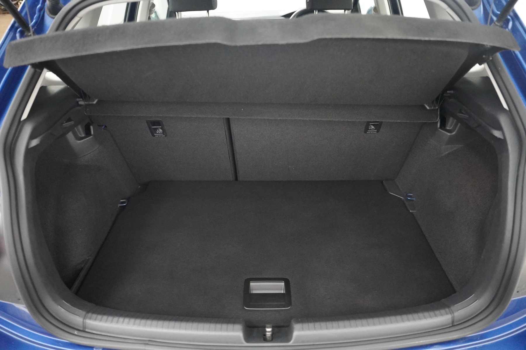 Volkswagen-Polo-image-11
