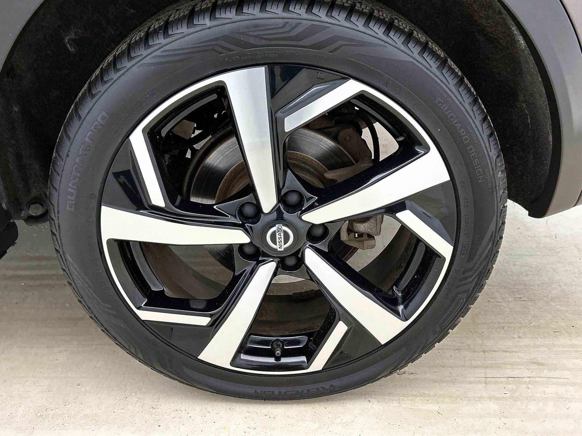 Nissan-QASHQAI-image-37