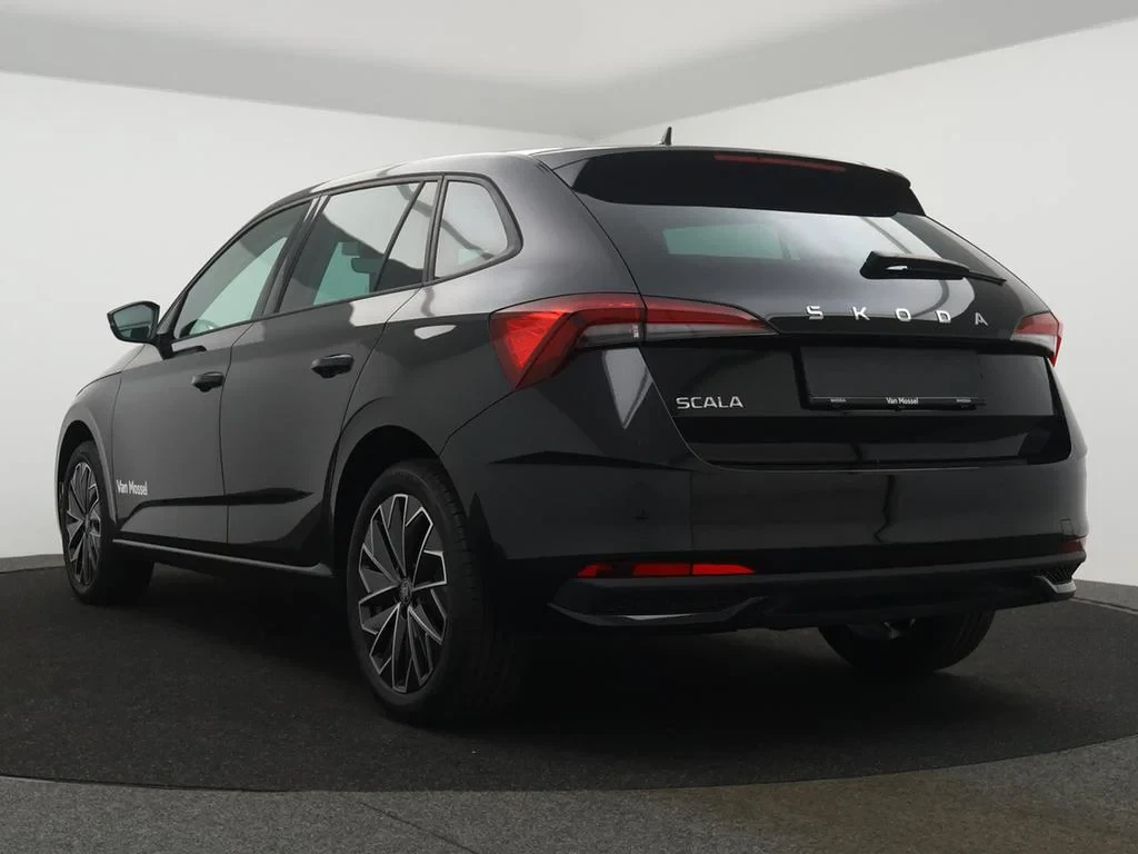 Škoda-Scala-image-24