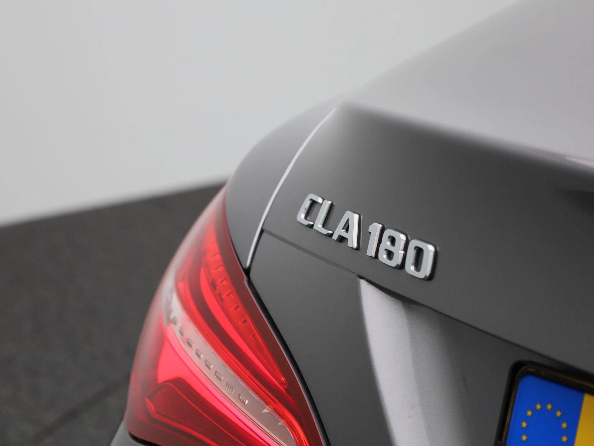 Mercedes-Benz-CLA-image-43