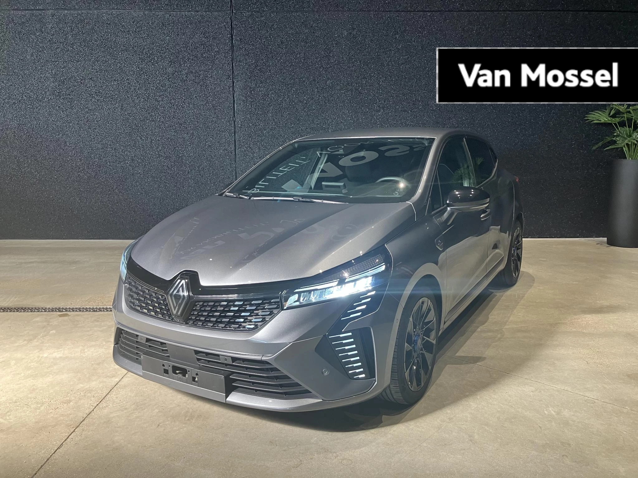 Renault-Clio-image-0