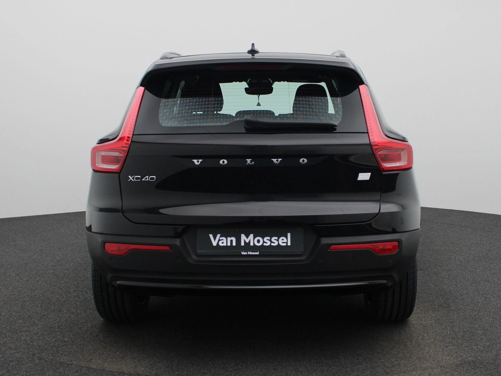 Volvo-XC40-image-4