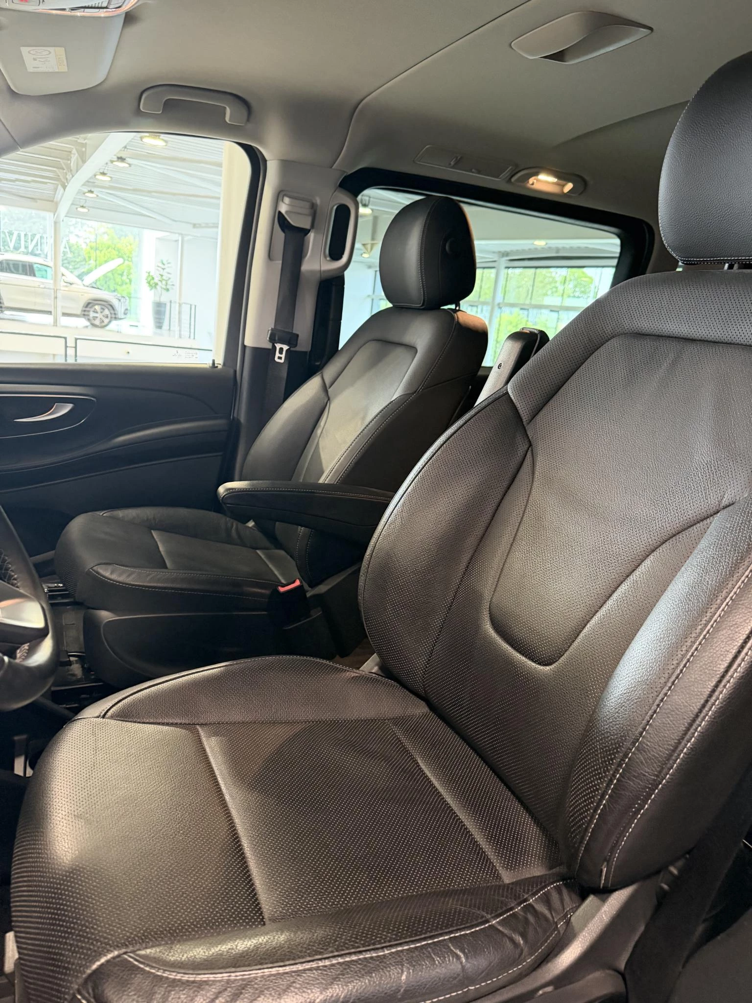 Mercedes-Benz Classe V 300 d L2 9G-TRONIC Avantgarde + LEDER + 6-ZIT + 360 CAMERA +