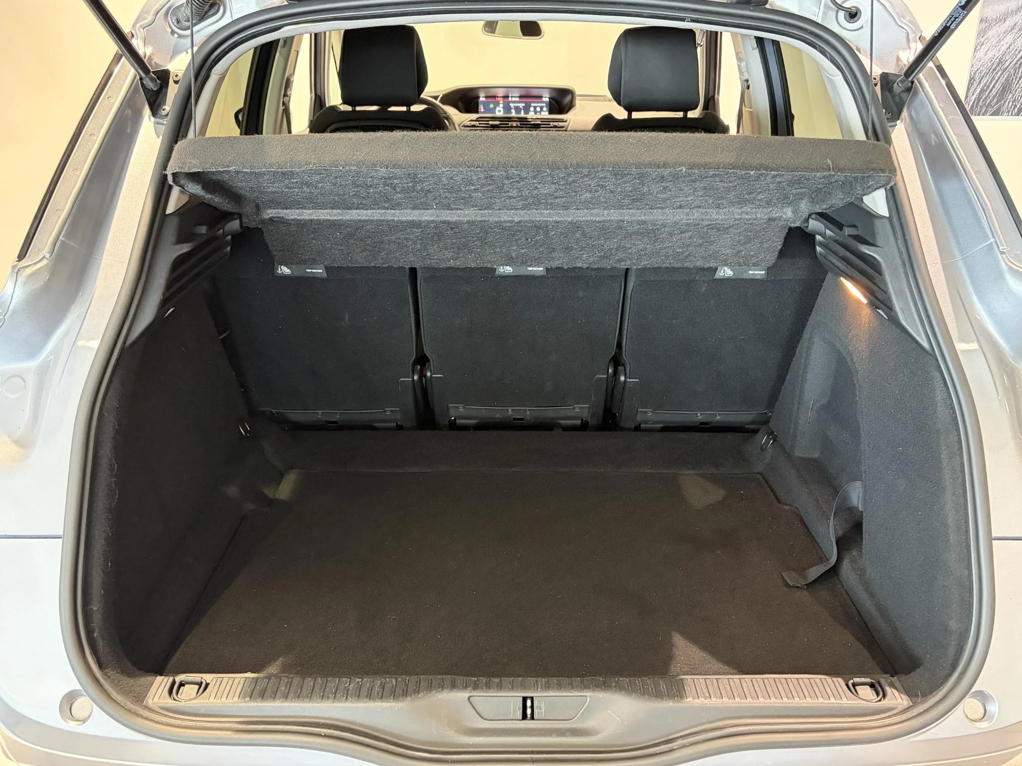 Citroën-C4 Spacetourer-image-17