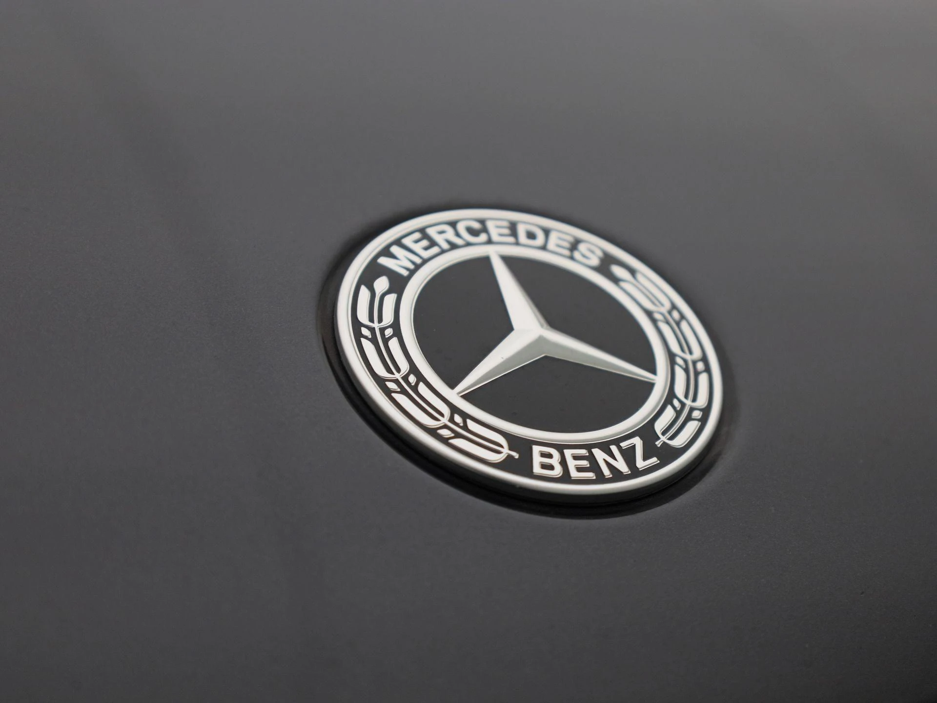 Mercedes-Benz-GLC-image-42