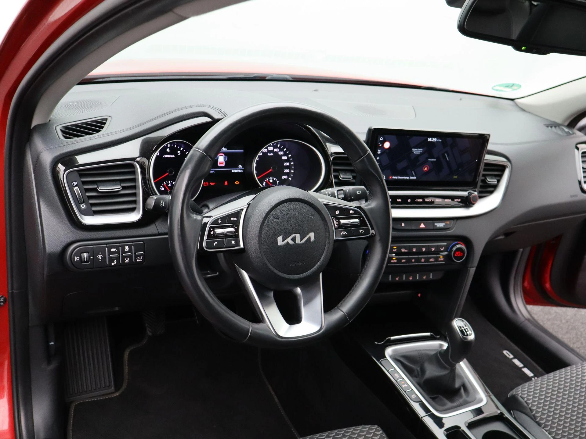 Kia-Ceed Sportswagon-image-25