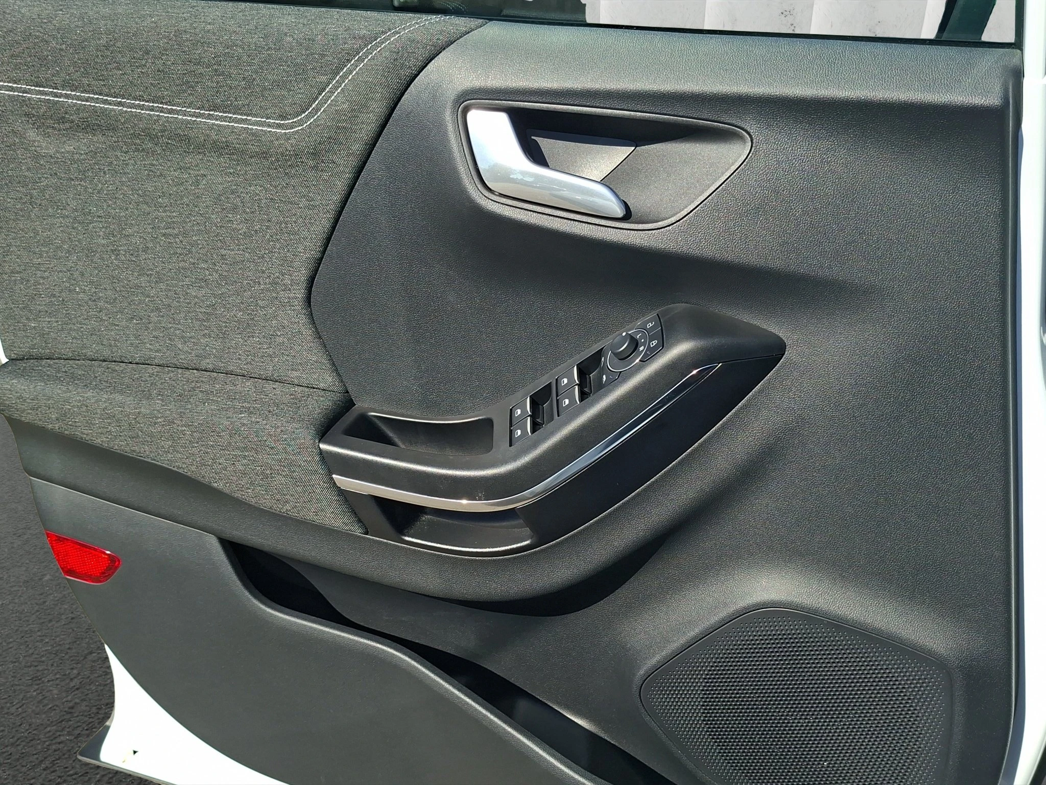 Ford-Puma-image-15