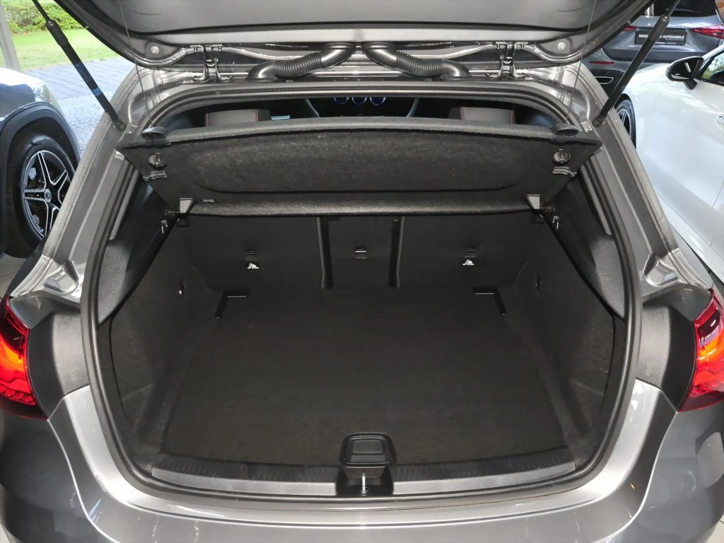 Mercedes-Benz-A-Klasse 200-image-14