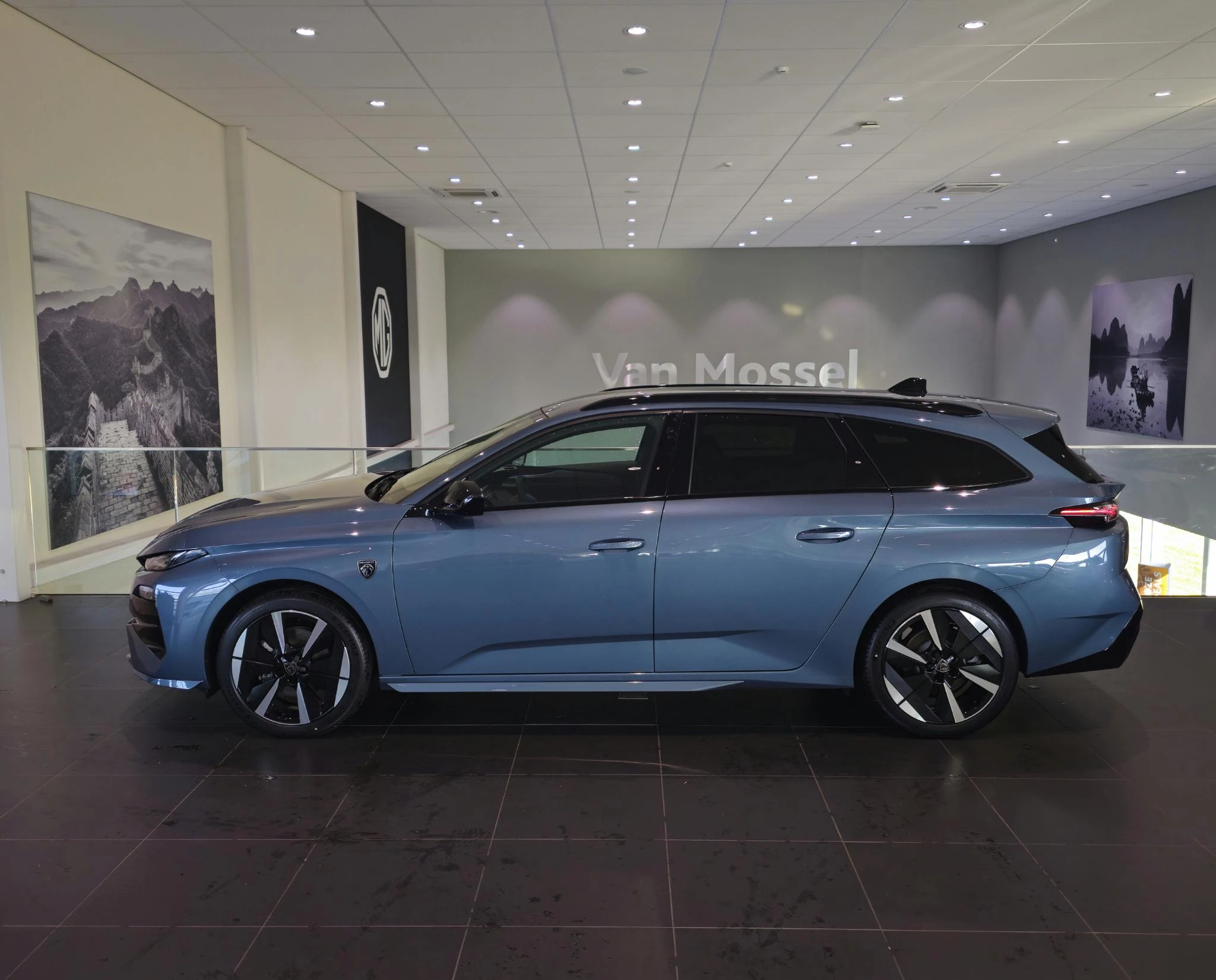 Peugeot e-308 SW GT 54 kWh