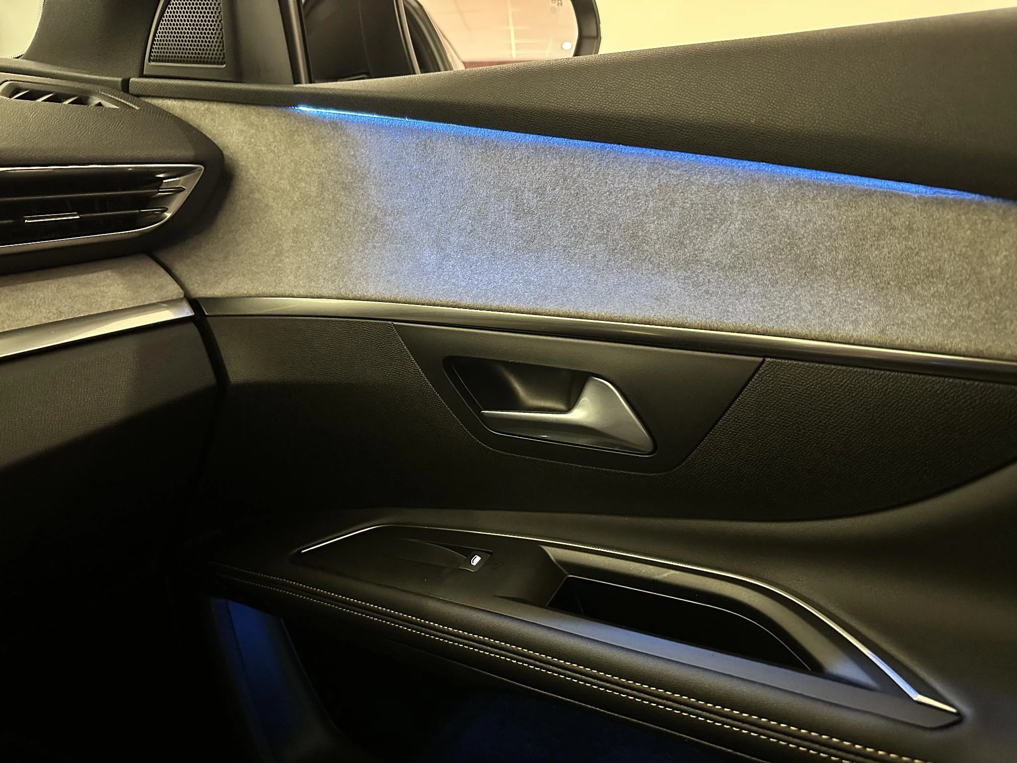 Peugeot-5008-image-15