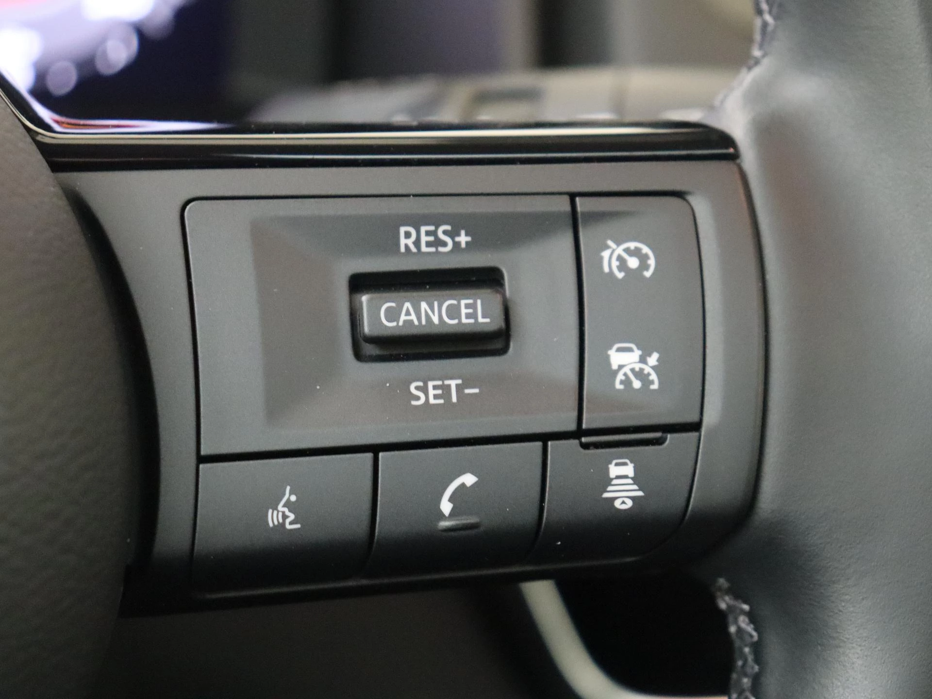 Nissan-QASHQAI-image-17