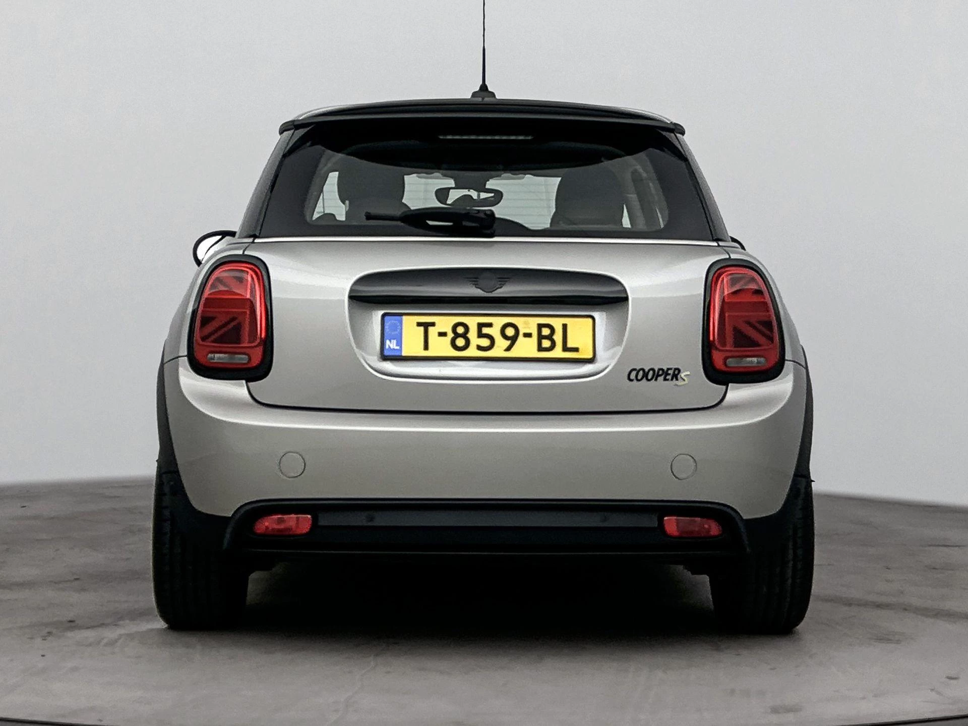 MINI Electric Classic 33 kWh