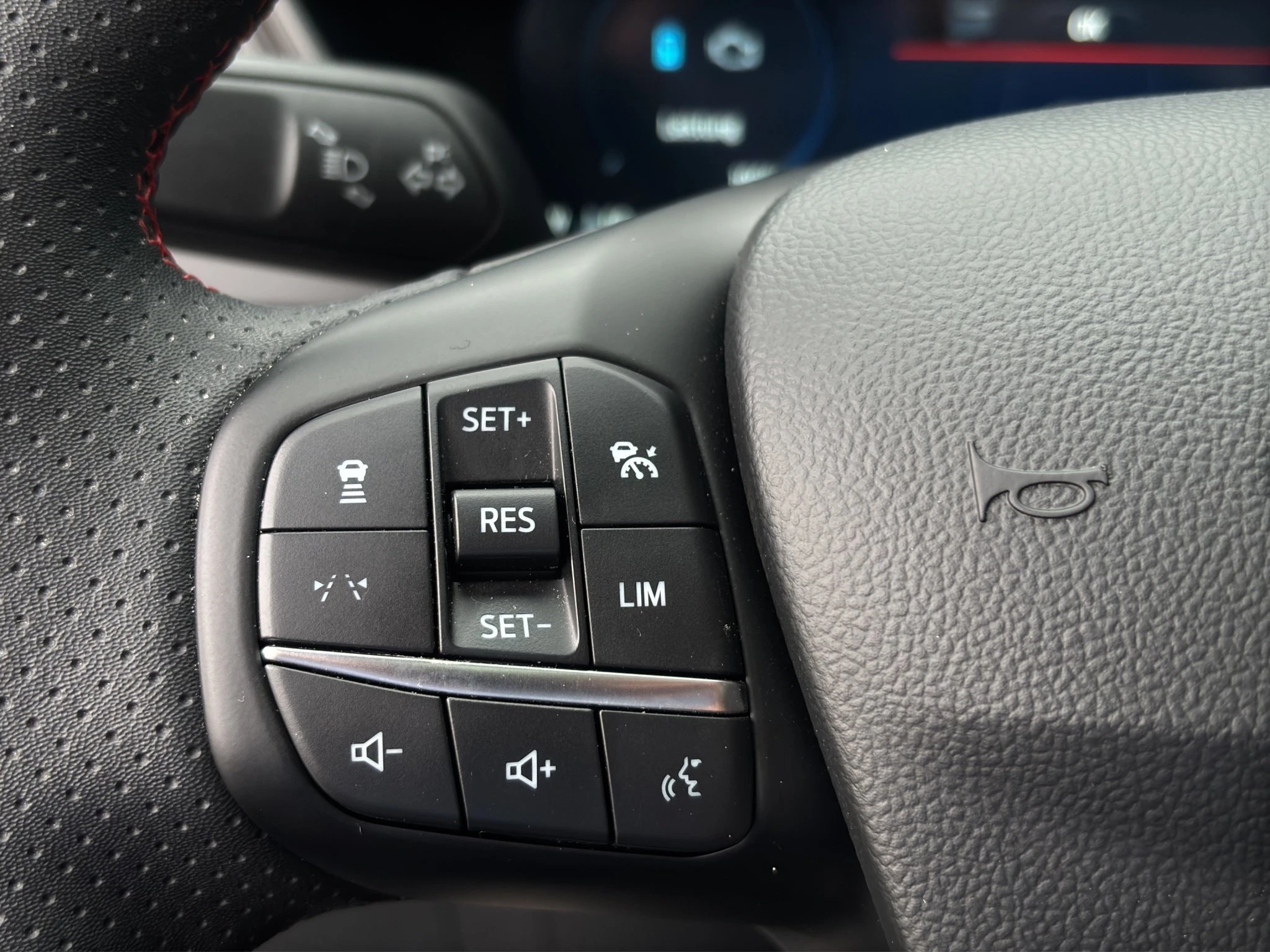 Ford-Kuga-image-20