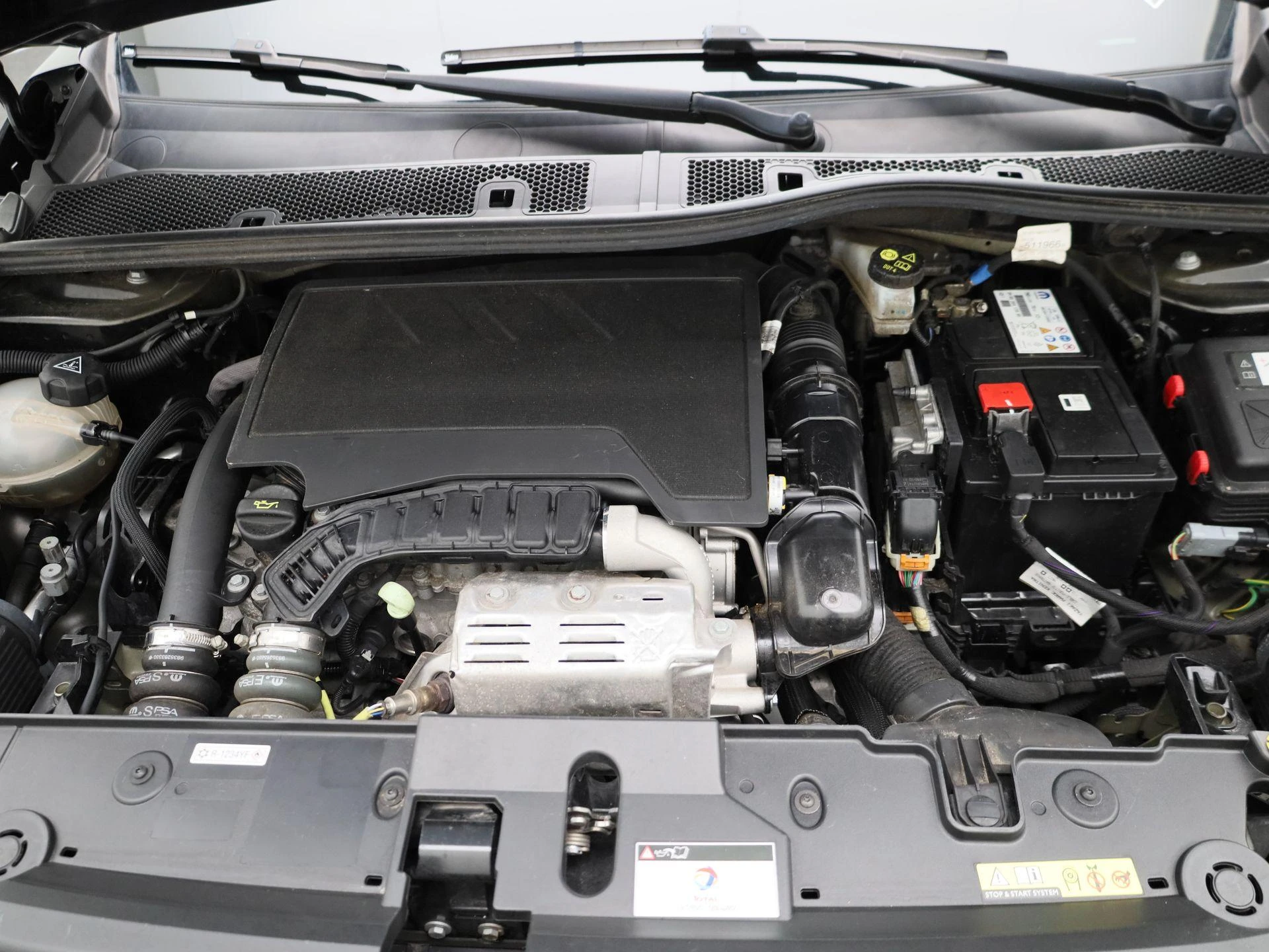 Peugeot-208-image-28