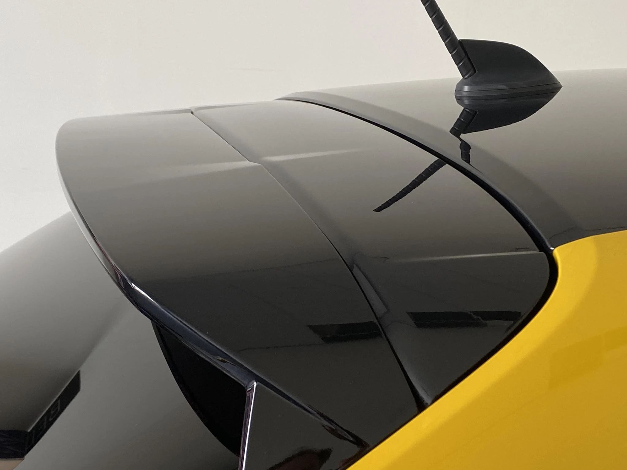 Peugeot-208-image-21