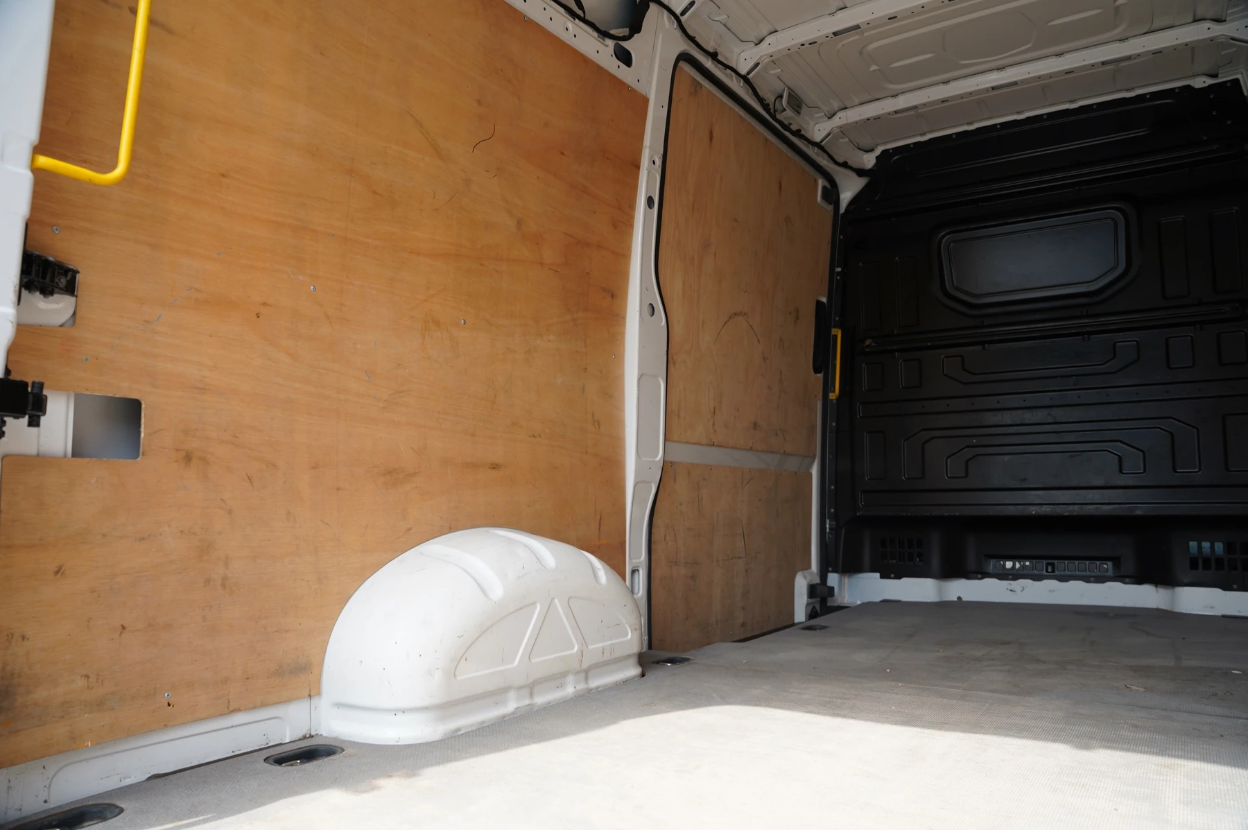 Volkswagen-Crafter-image-33