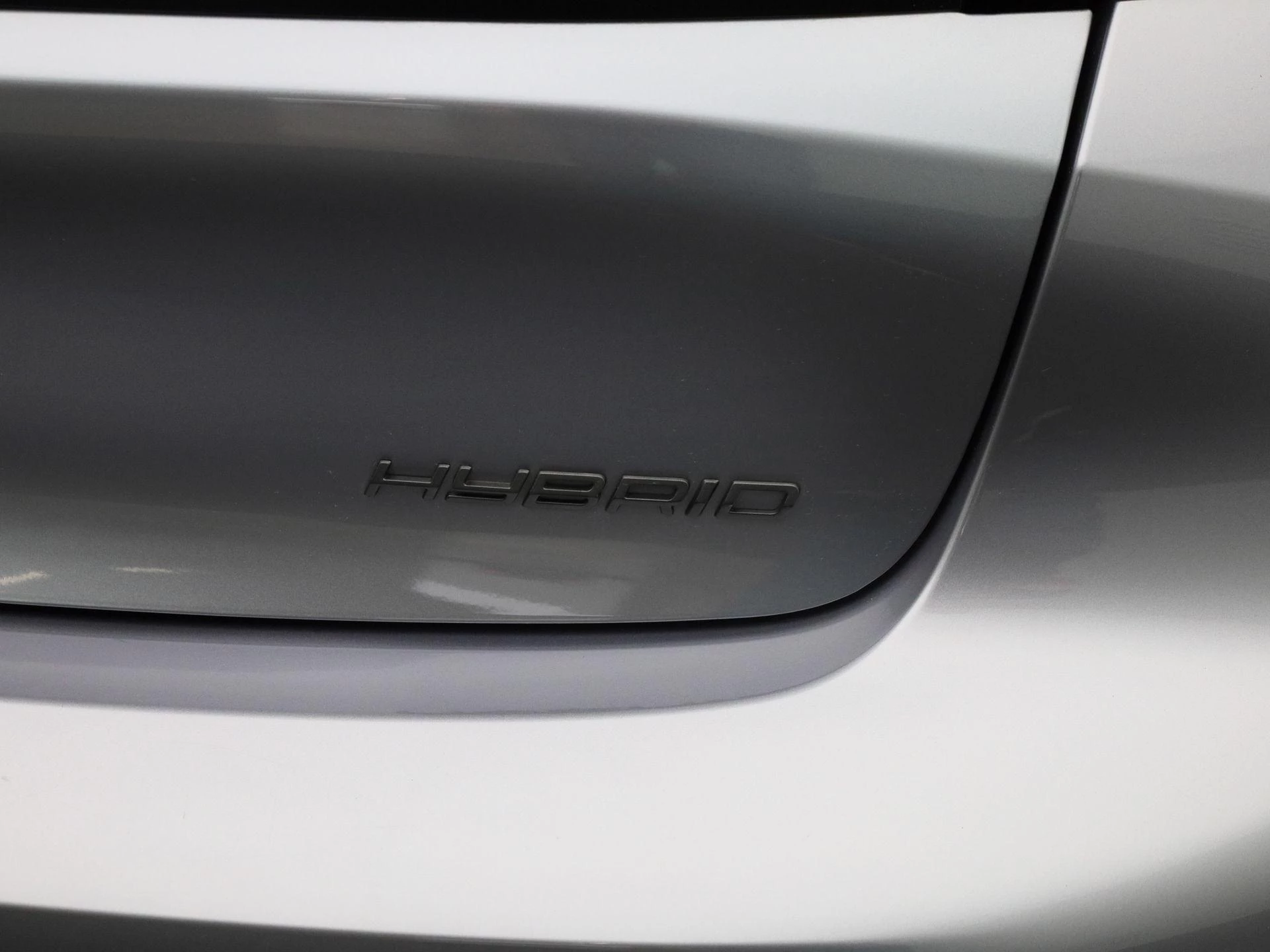 Peugeot 208 1.2 HYBRID 100 e-DSC6 GT