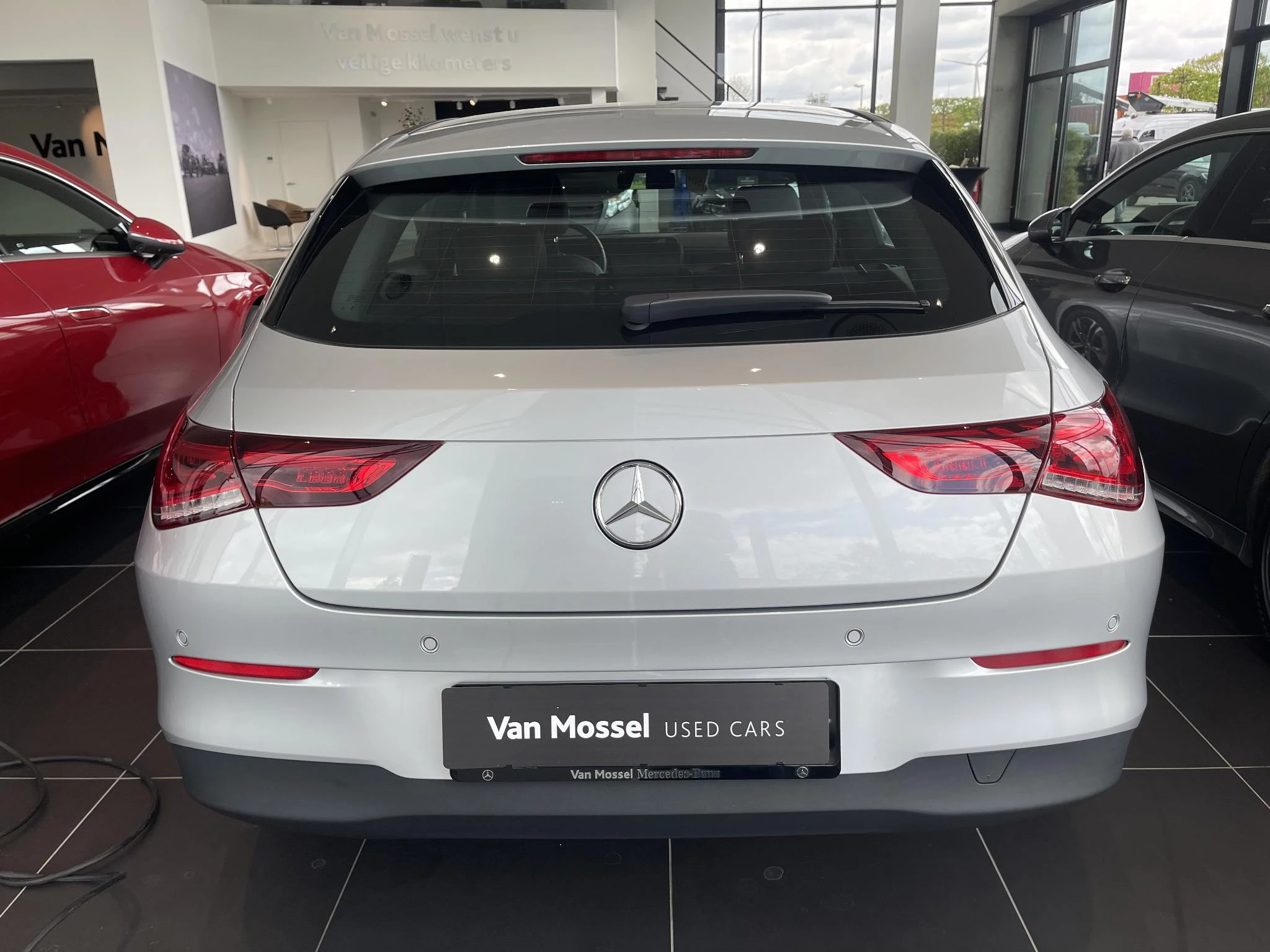 Mercedes-Benz CLA 180 d Shooting Brake Business Line + TREKHAAK +