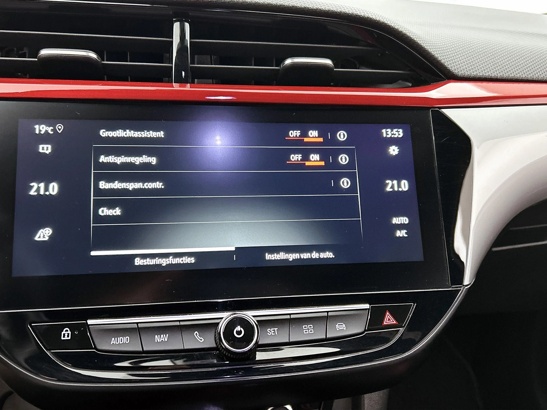 Opel-Corsa-image-18