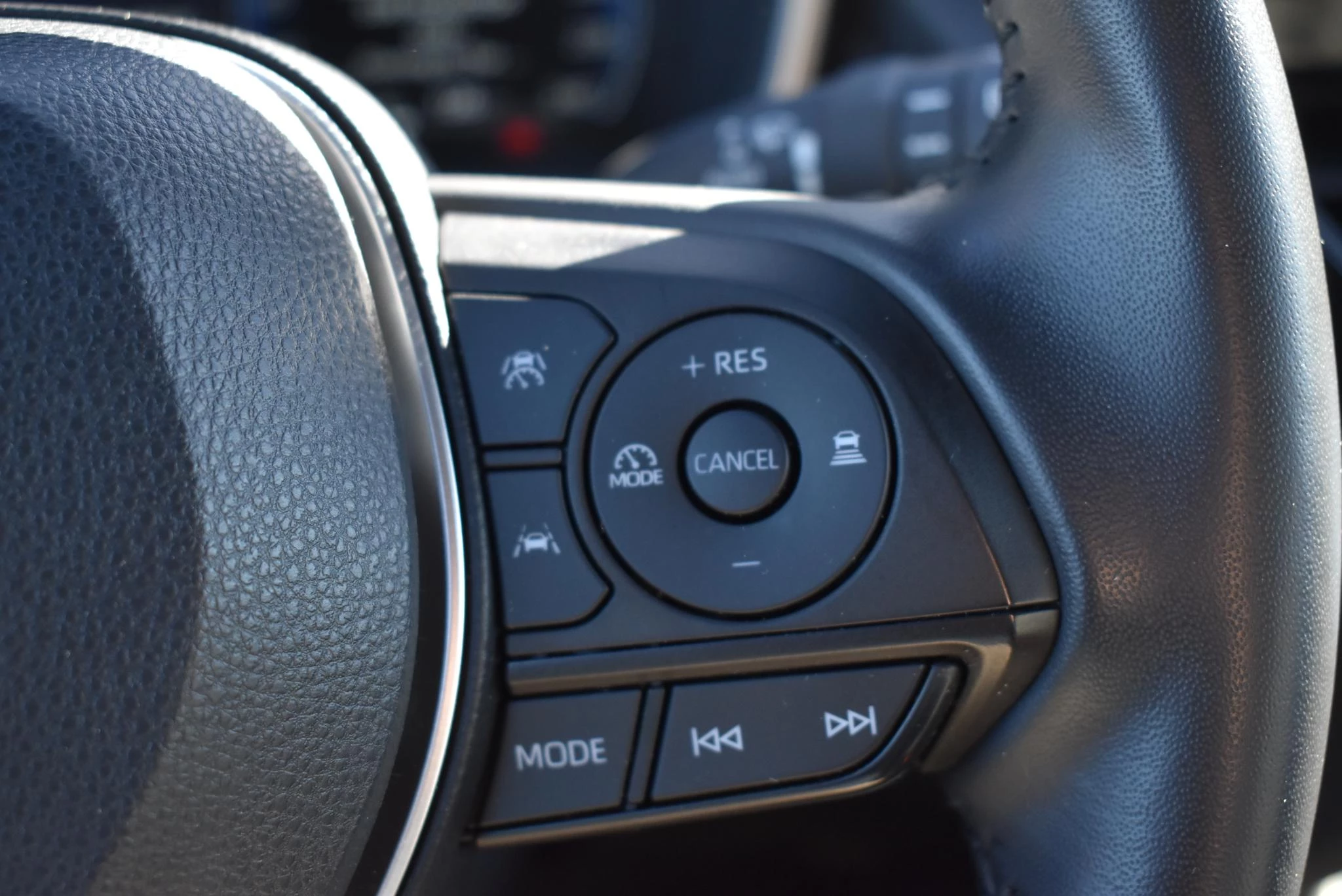 Toyota-Corolla Cross-image-23