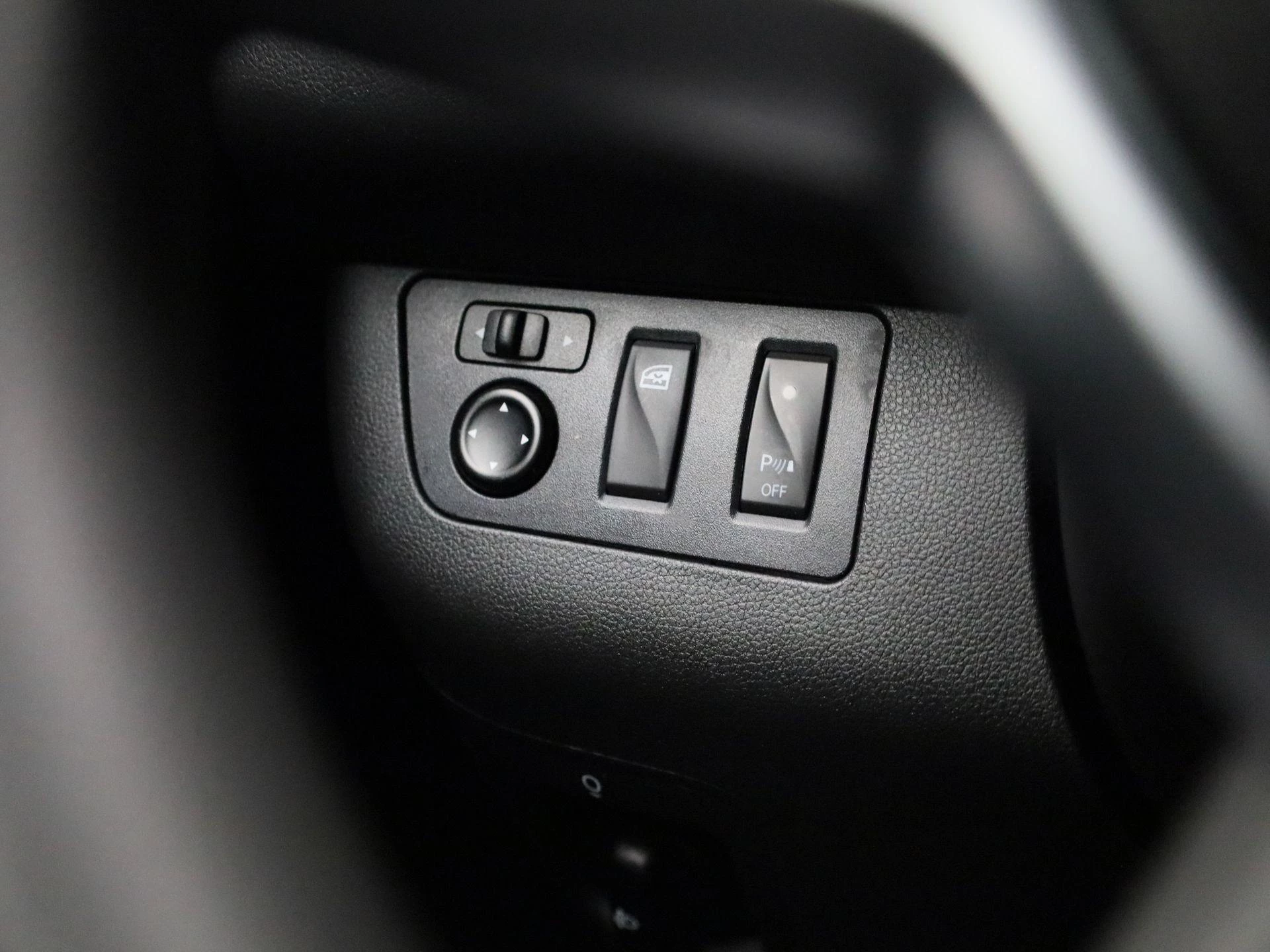 Dacia-Spring-image-19