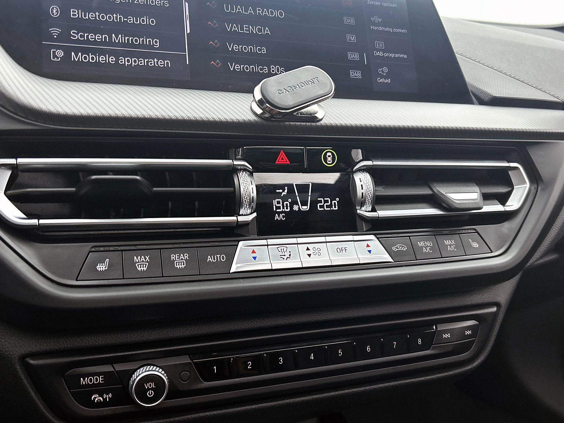 BMW-2 Serie-image-13