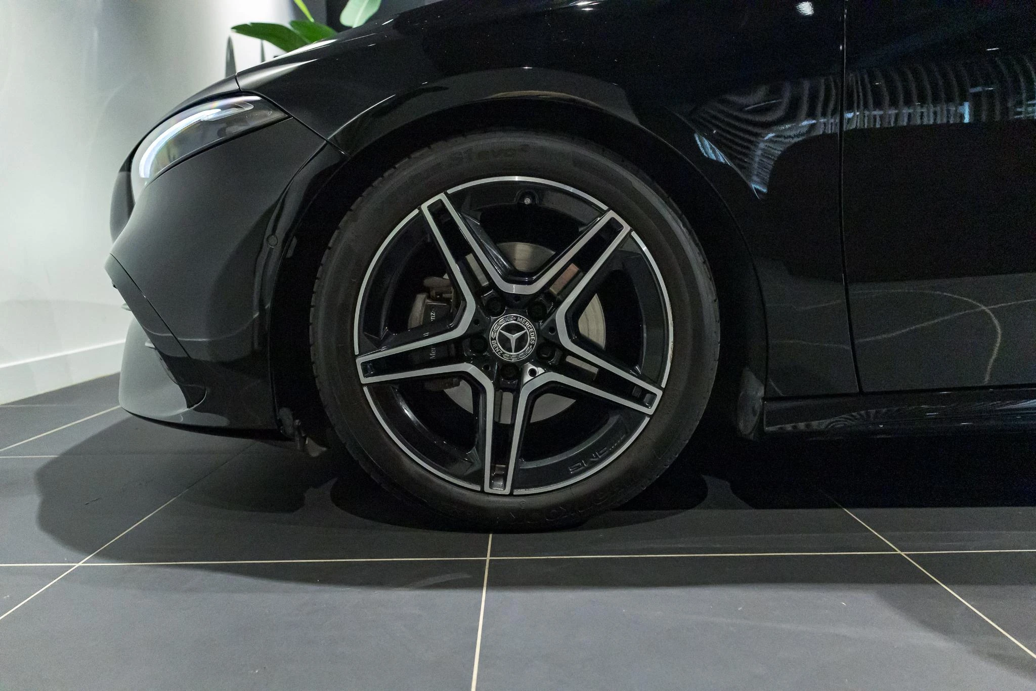 Mercedes-Benz-A-Klasse-image-6