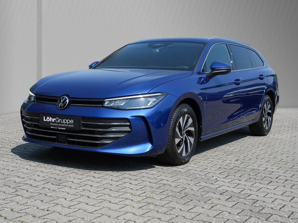Volkswagen-Passat-image-1