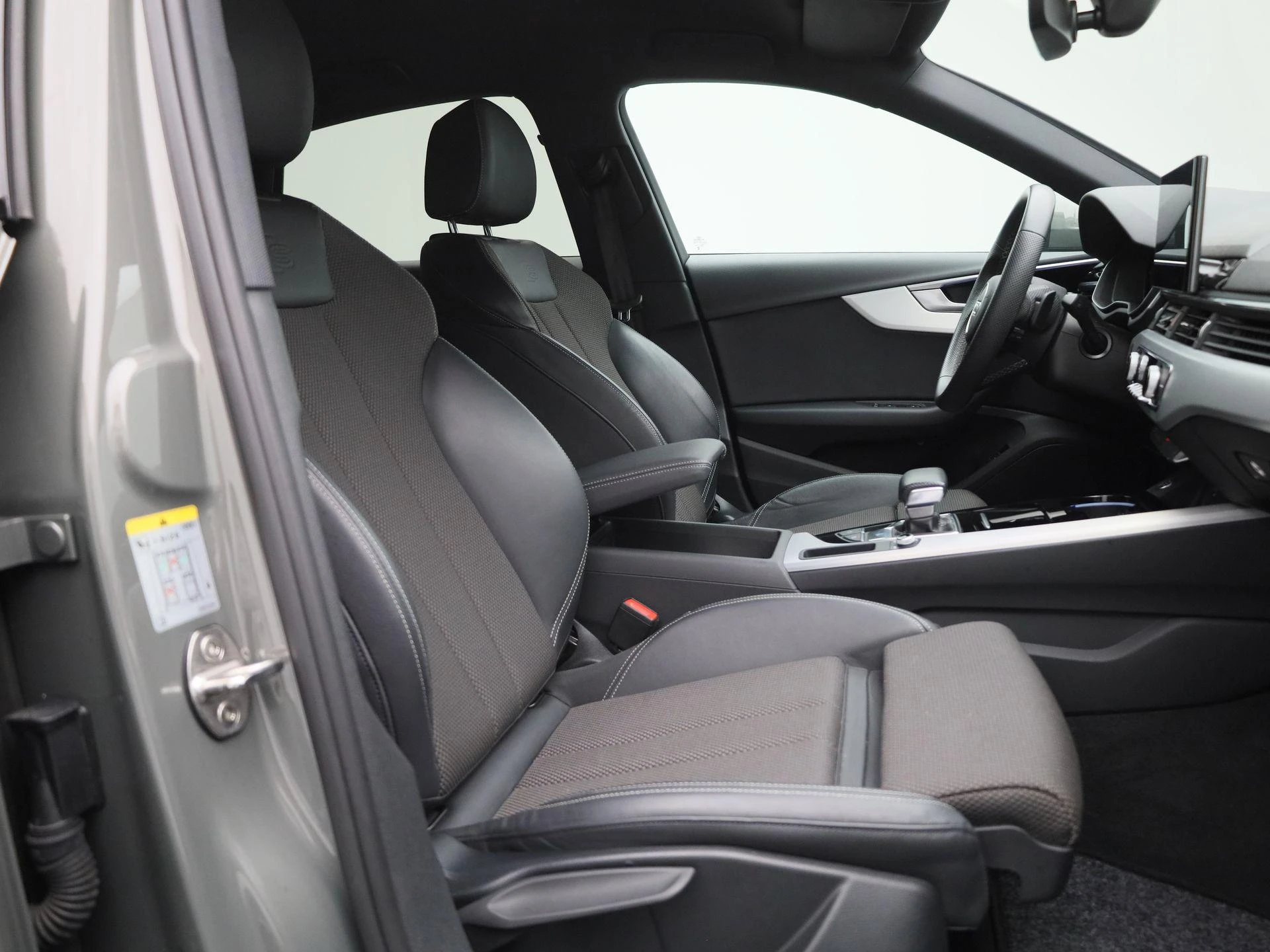 Audi-A4-image-34