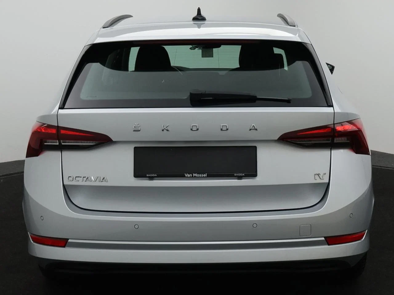 Škoda Octavia Combi PHEV Octavia SW PHEV 1.4TSI Ambition 204PK *AUTOMAAT*VIRTUAL COCKPIT*CRUISE CONTROL*PDC ACHTER*APP-CONNECT*...*