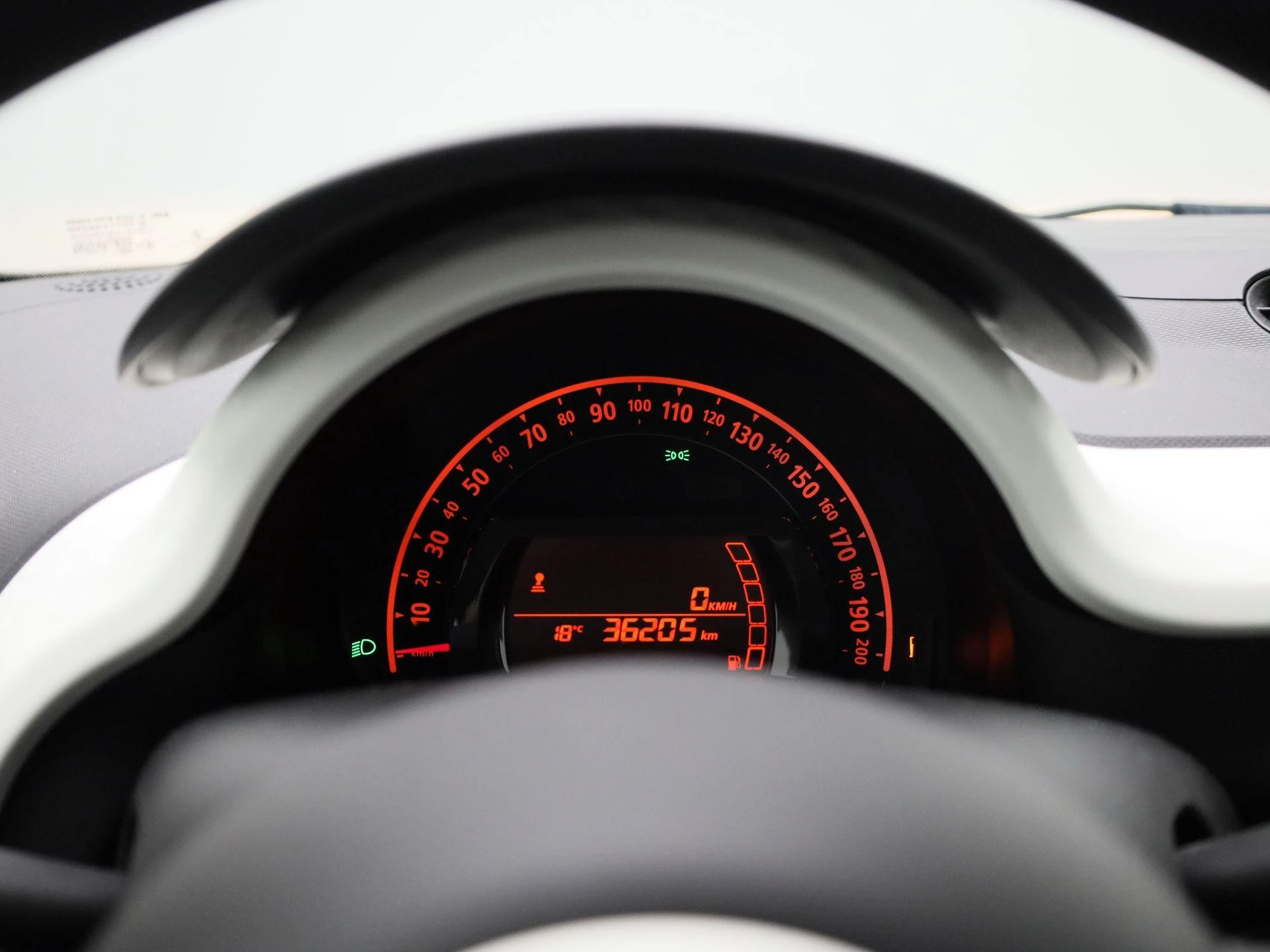 Renault-Twingo-image-12