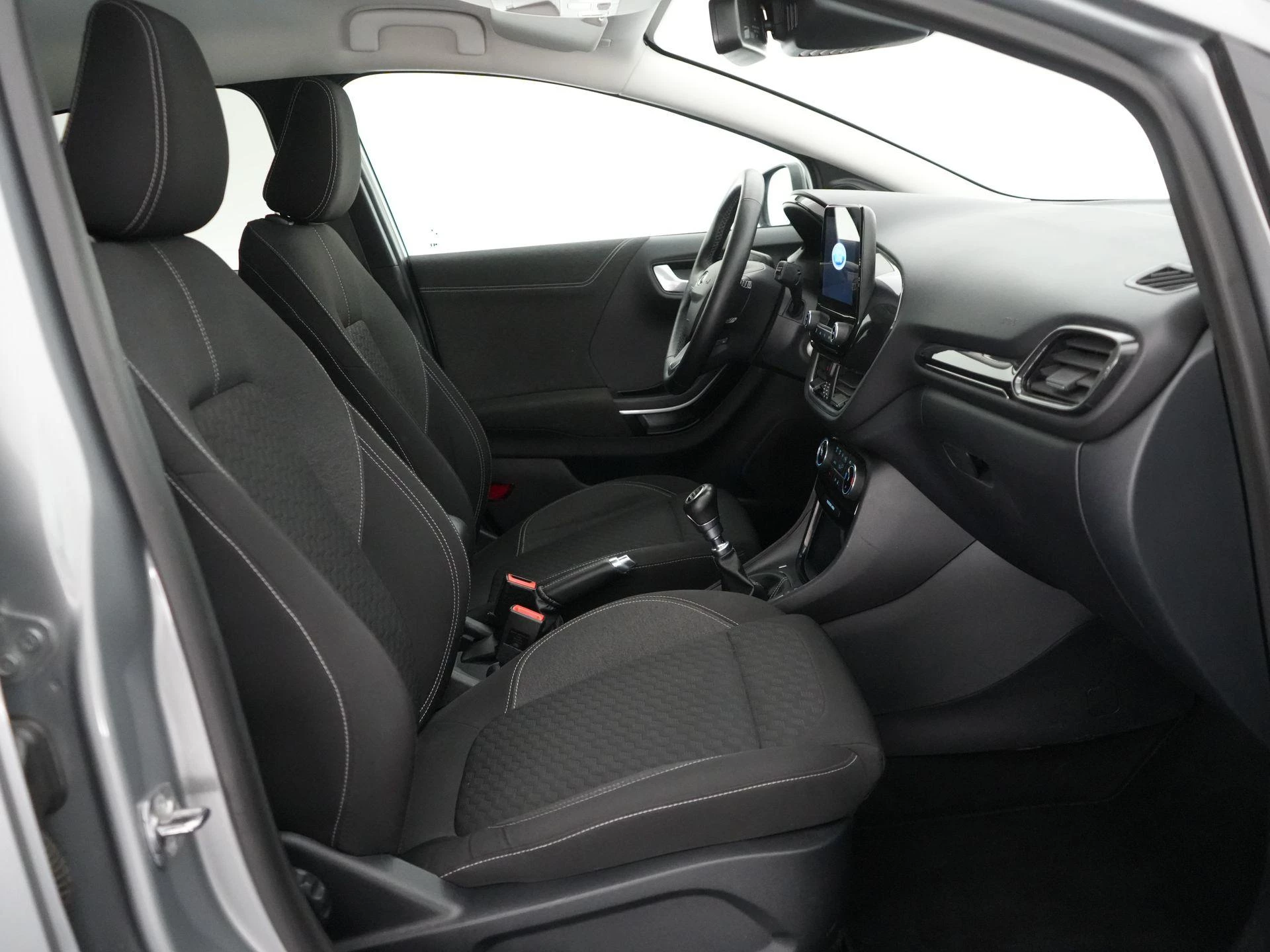 Ford Puma 1.0i Ecoboost mHEV 92kW Titanium