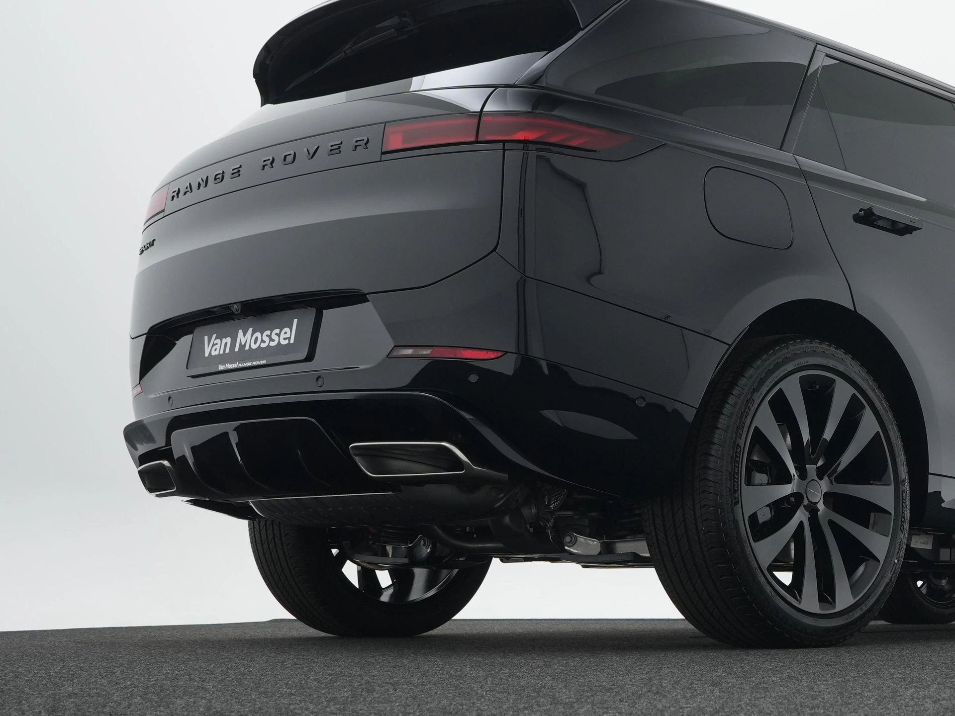 Land Rover-Range Rover Sport-image-10
