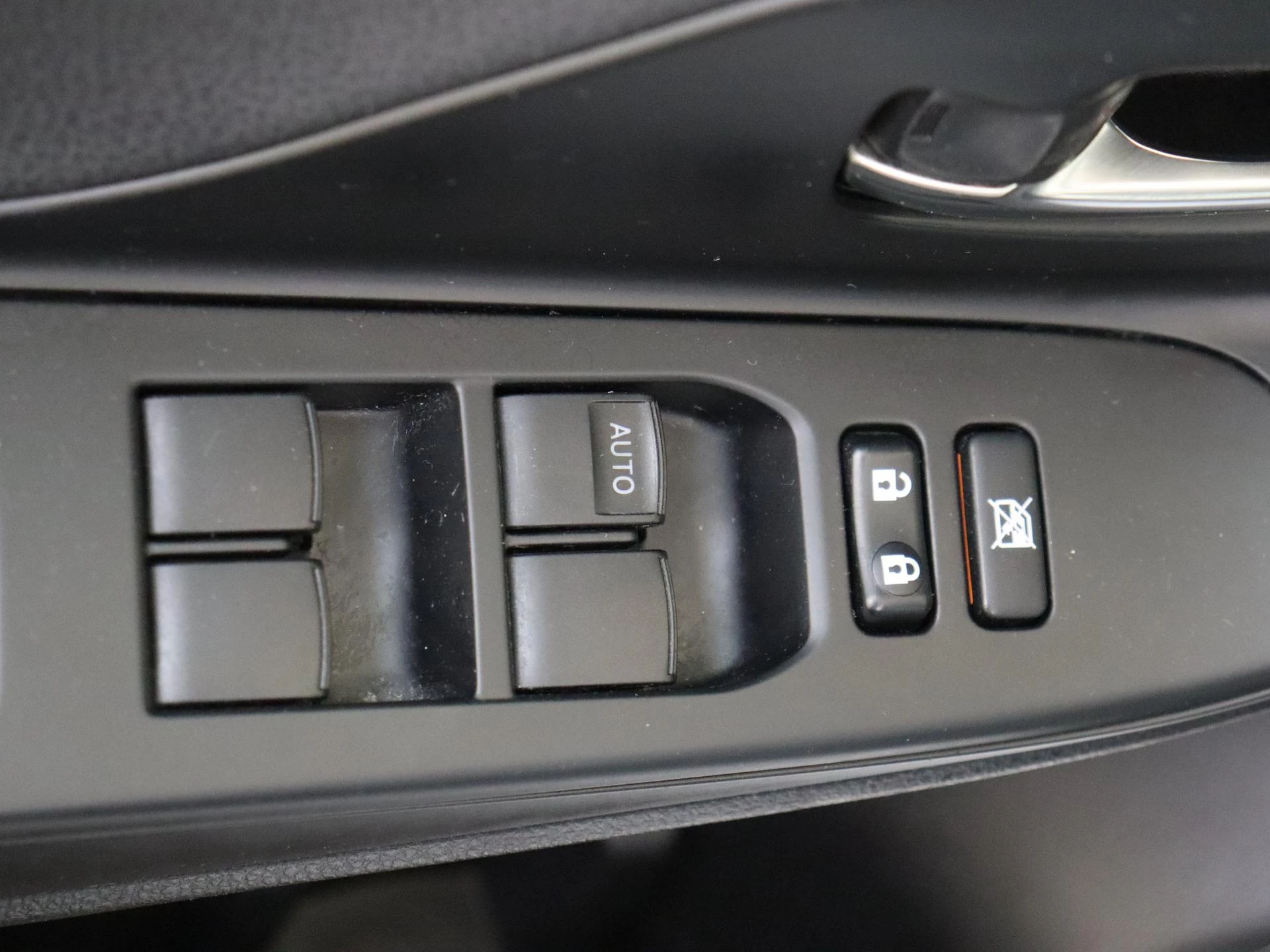 Toyota-Yaris-image-22