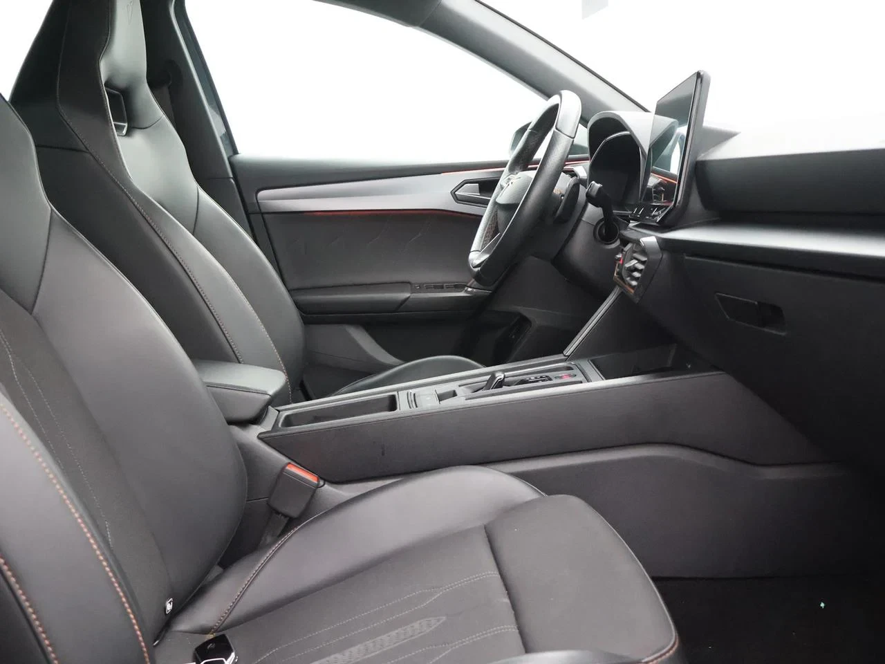 CUPRA-Leon Sportstourer-image-8